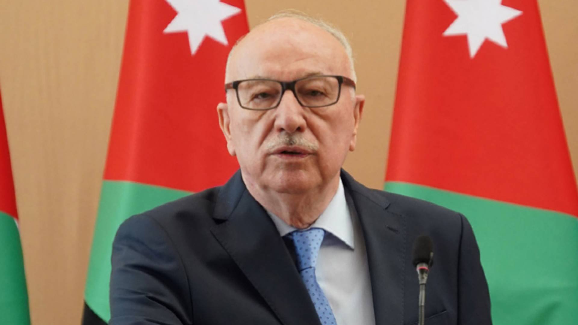 وزير الأشغال يحيى الكسبي