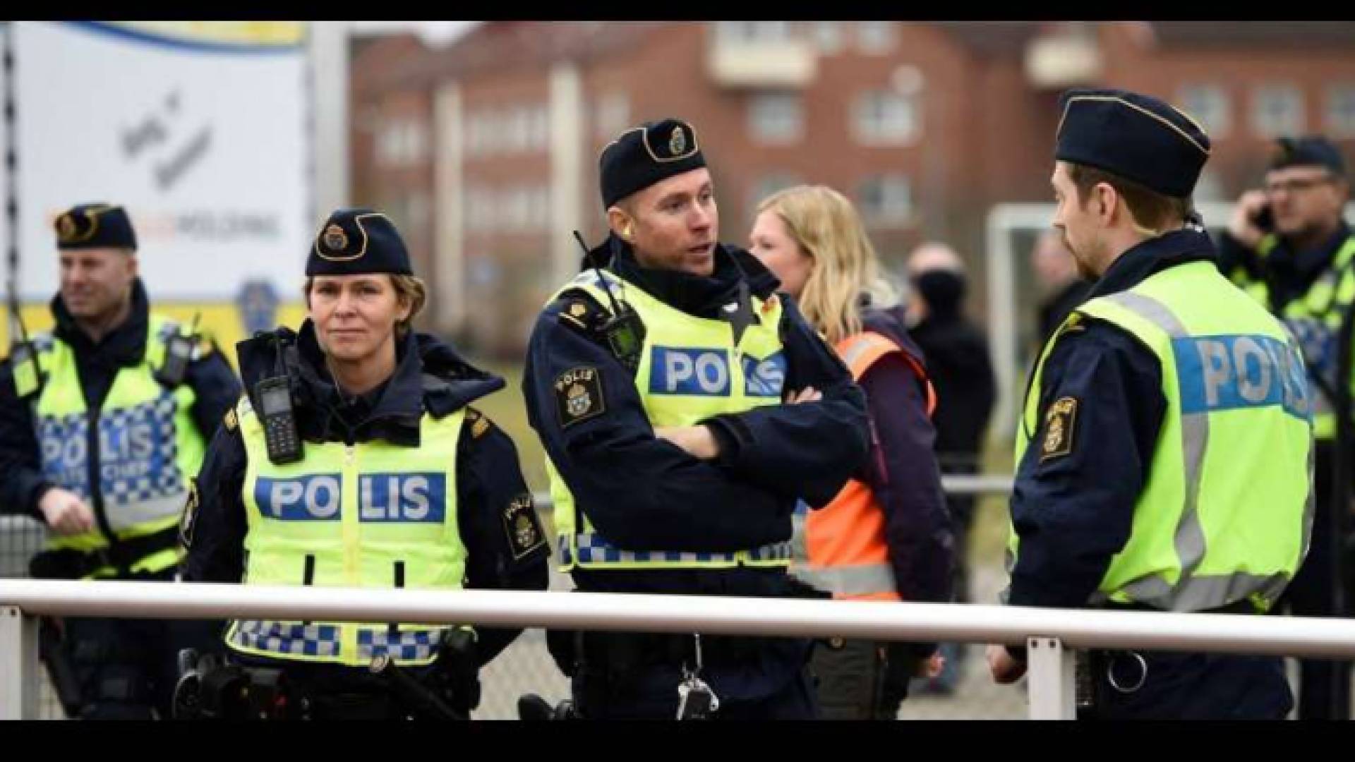 عناصر من الشرطة السويدية