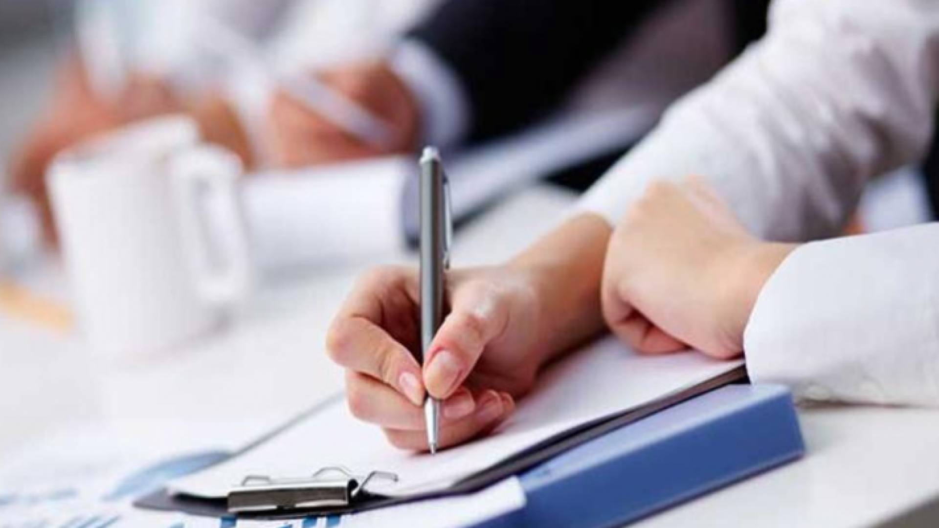 قطر: 800 منحة دراسية للشباب الأردني واللاجئين السوريين والفلسطينيين