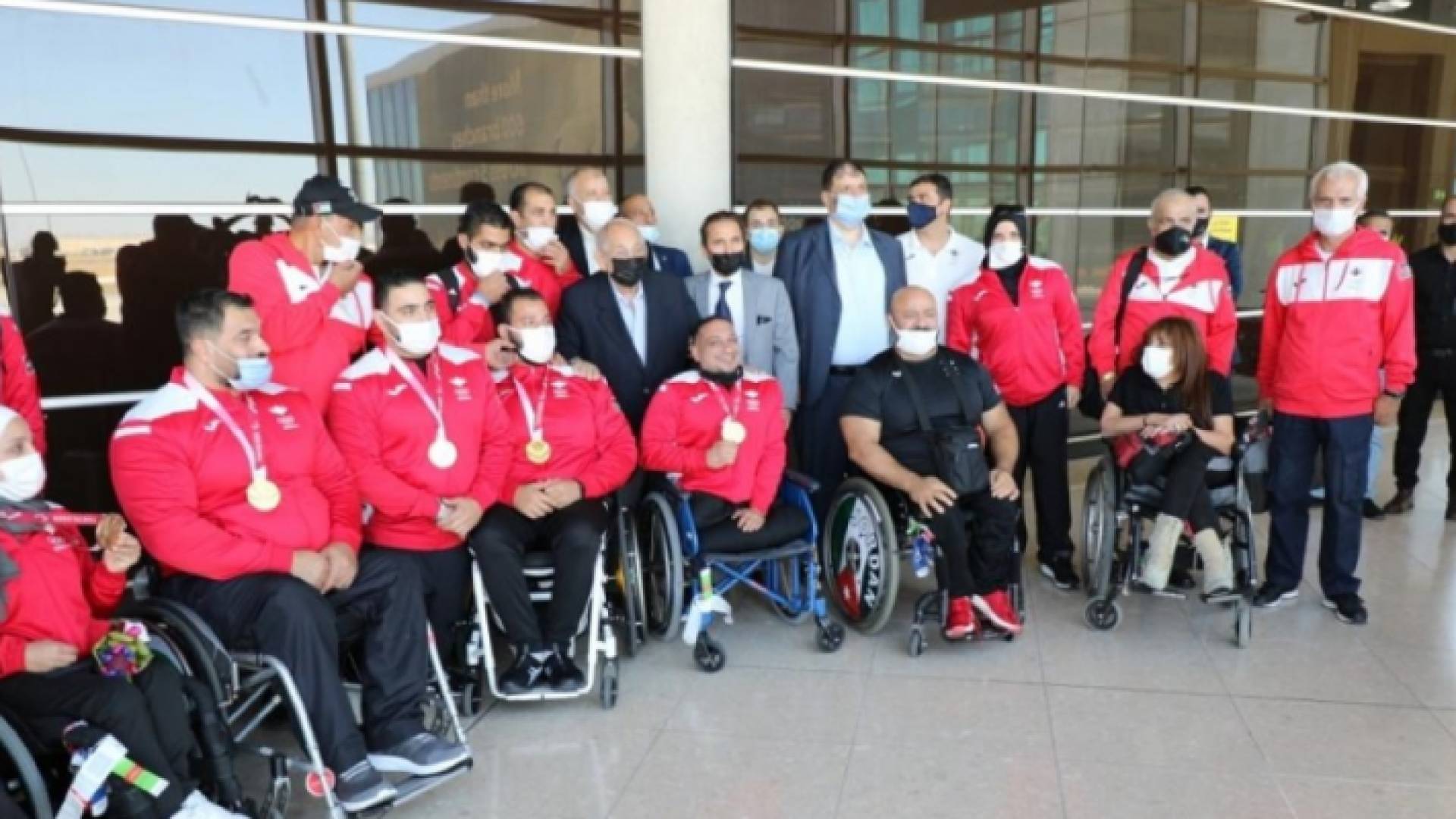 الأميران رعد بن زيد ومرعد بن رعد يستقبلان أبطال البعثة البارالمبية الأردنية