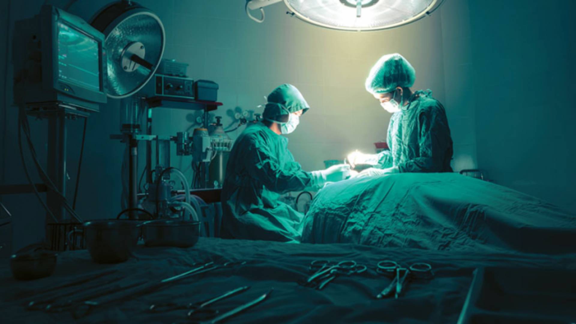 غرفة عمليات - تعبيرية