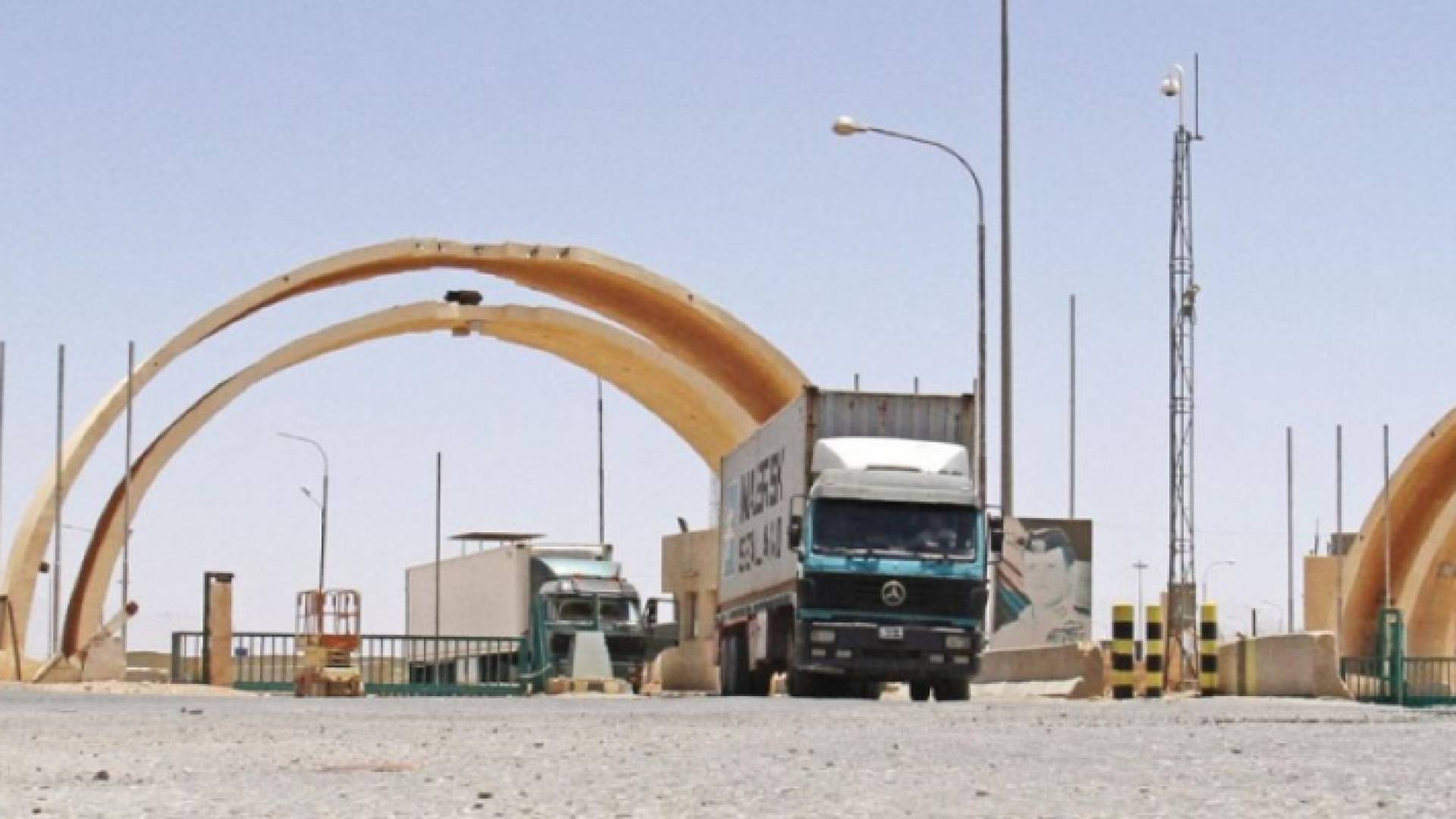 معبر الكرامة طريبيل