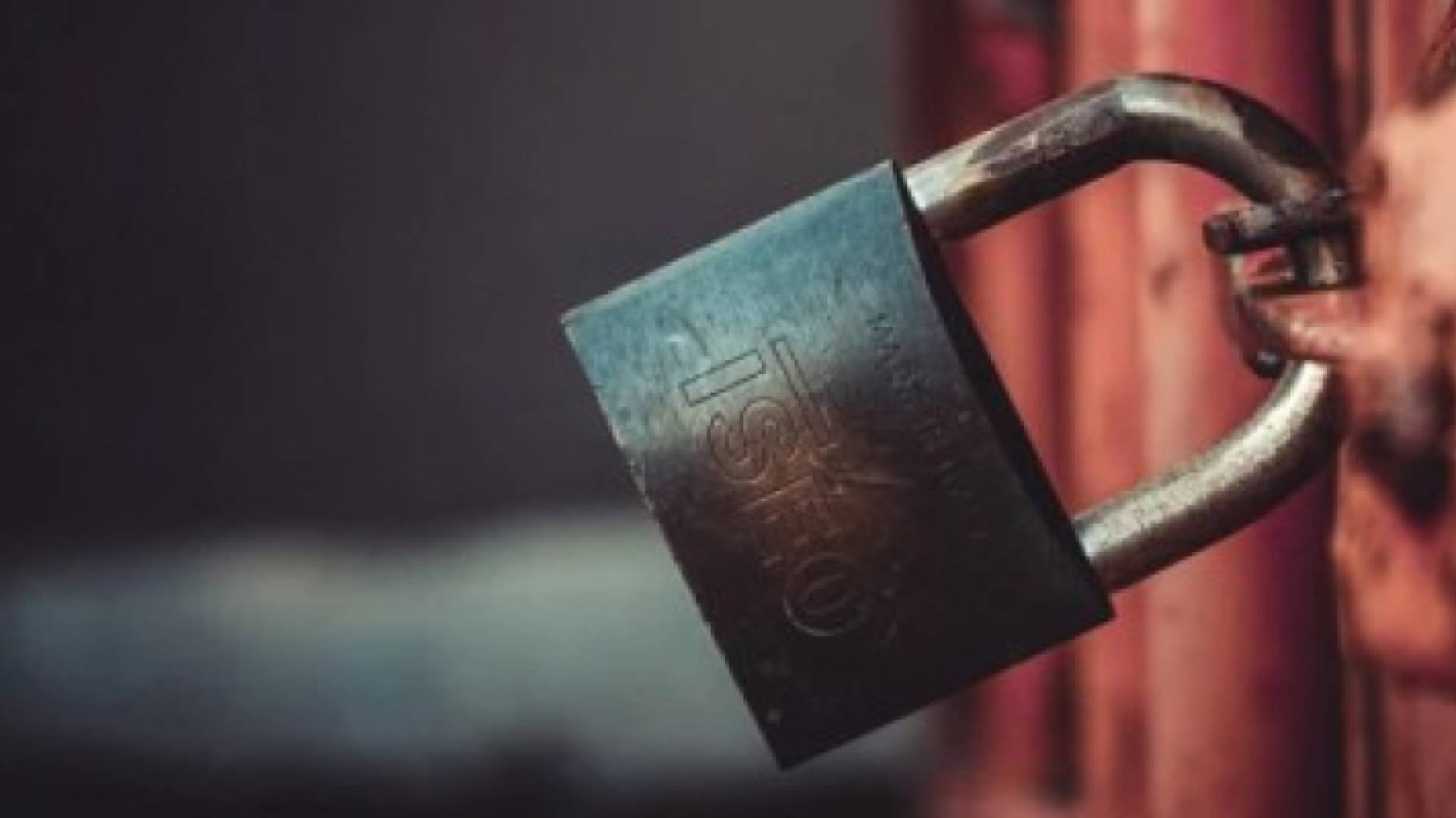 الزرقاء.. إغلاق 4 مطاعم شاورما ومحل حلويات استخدموا مياه ملوثة