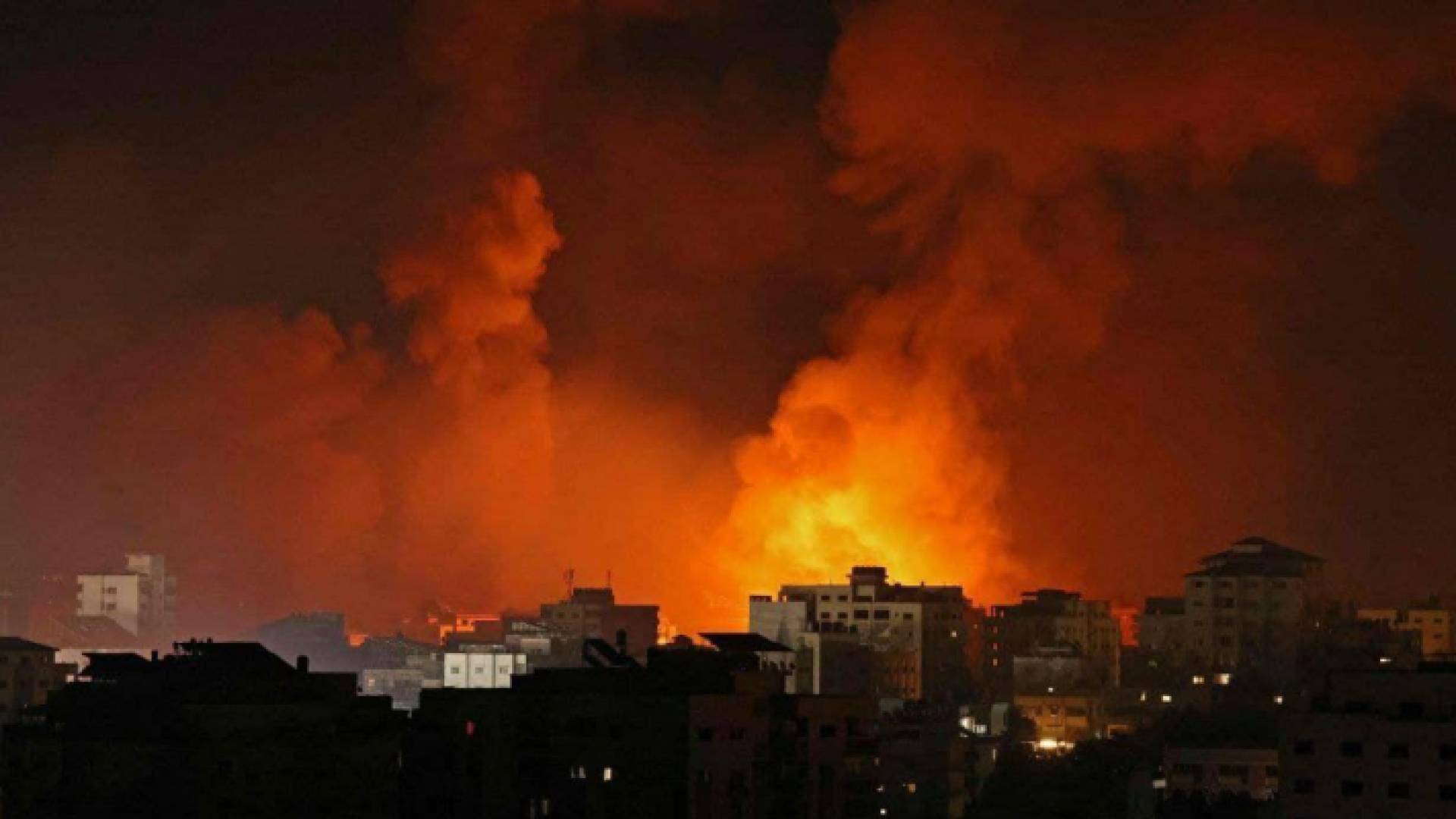 قصف طائرات الاحتلال الإسرائيلي على قطاع غزة - أرشيفية