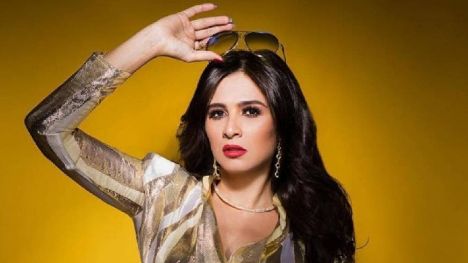 ياسمين عبدالعزيز