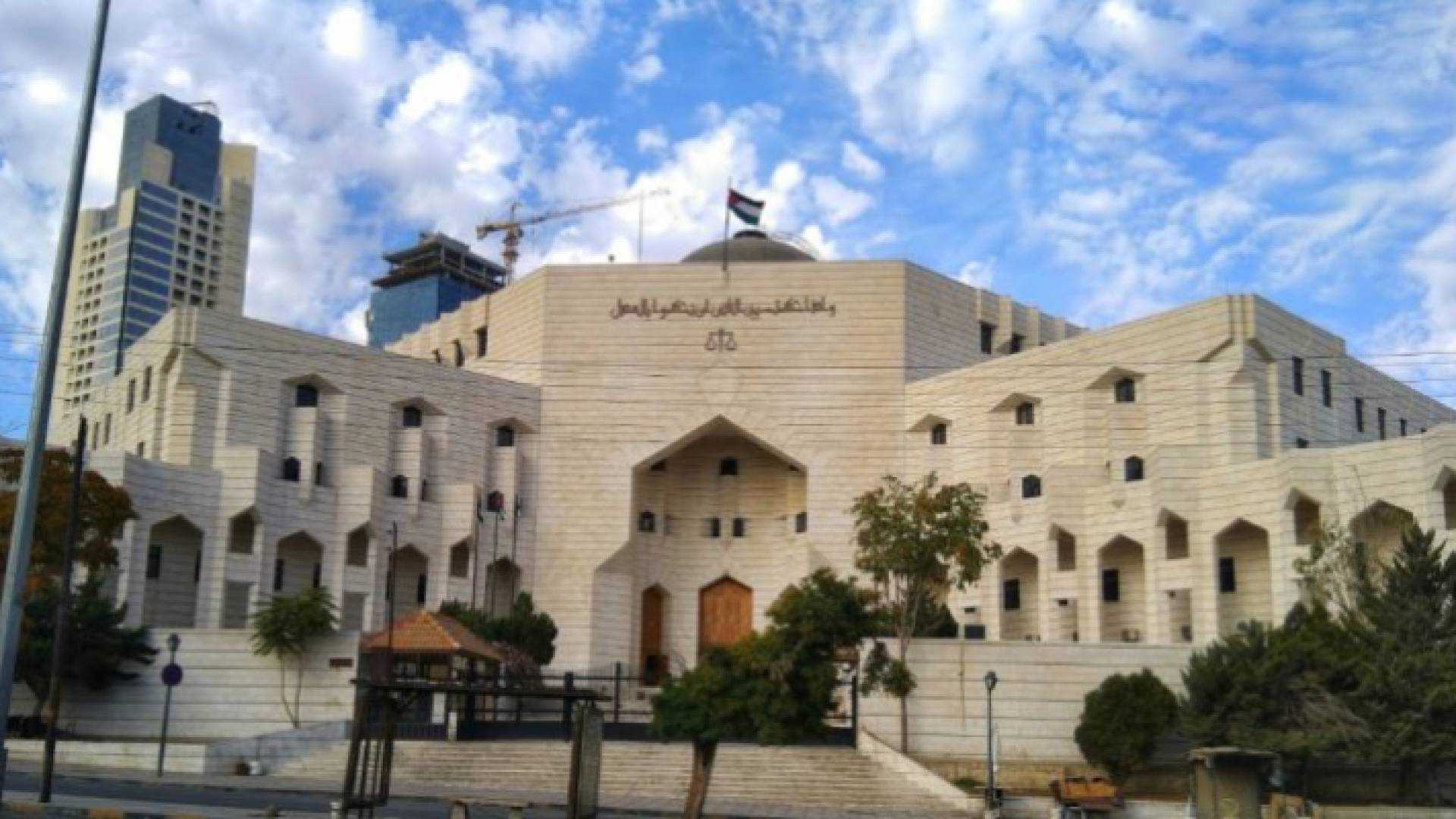 صُلح عمَّان تصدر أحكاما بحبس عدد من المسؤولين أدينوا بالفساد