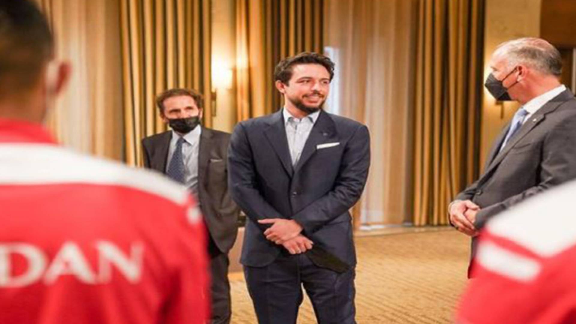 الأمير الحسين والأمير فيصل باستقبال و البعثة الأردنية الأولمبية والبارالمبية