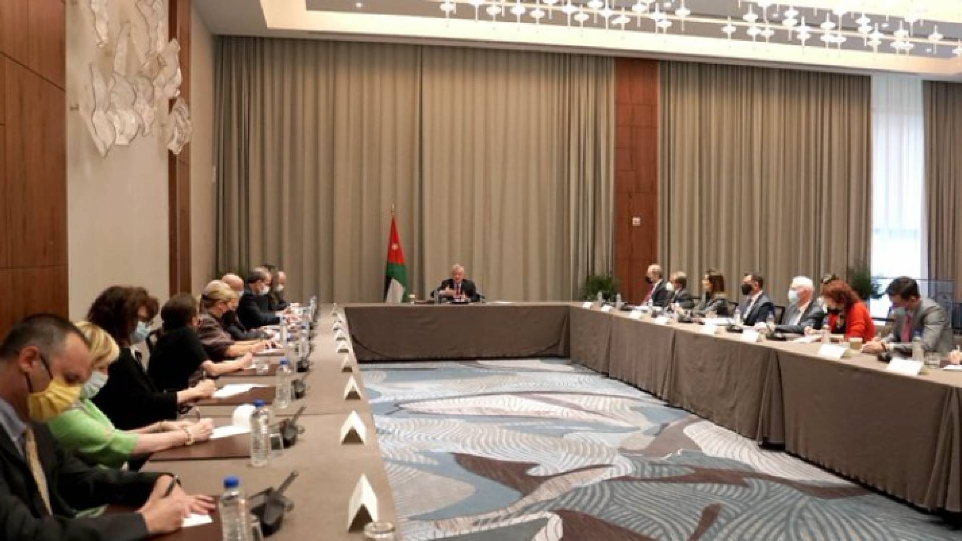 الملك خلال لقائه ممثلي المنظمات اليهودية والأمريكية في نيويورك