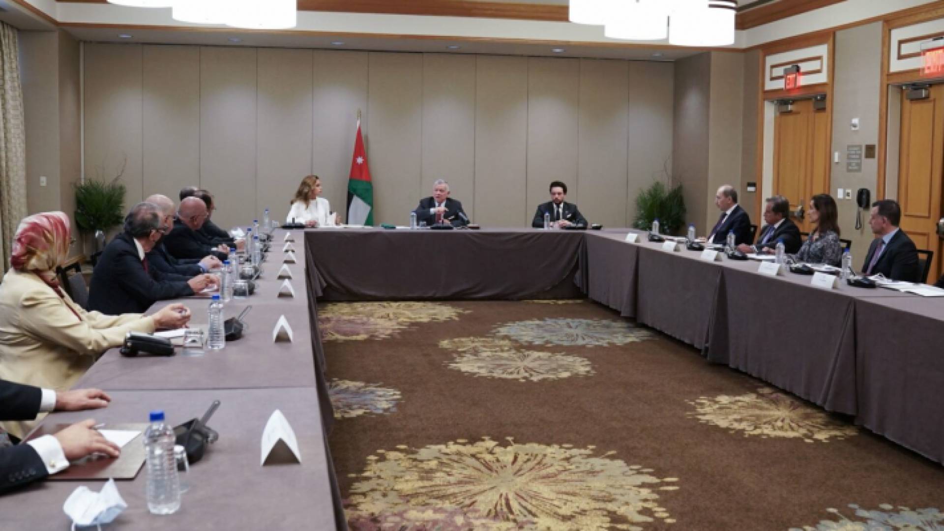 الملك يلتقي ممثلي منظمات ونخبا عربية في أمريكا