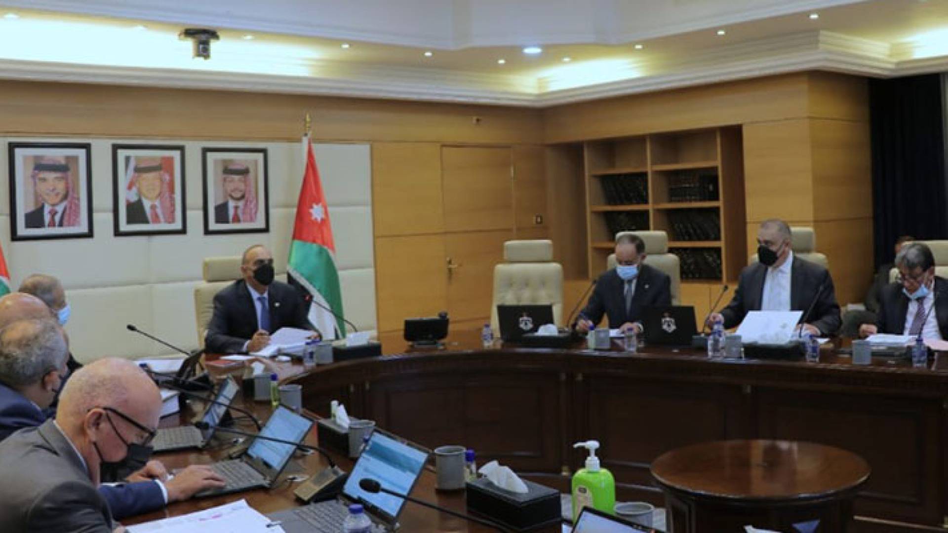 مجلس الوزراء