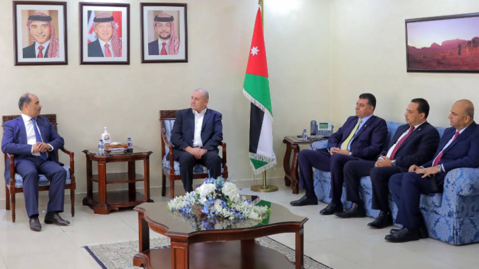 من لقاء رئيس مجلس النواب بوزير الزراعة الفلسطيني