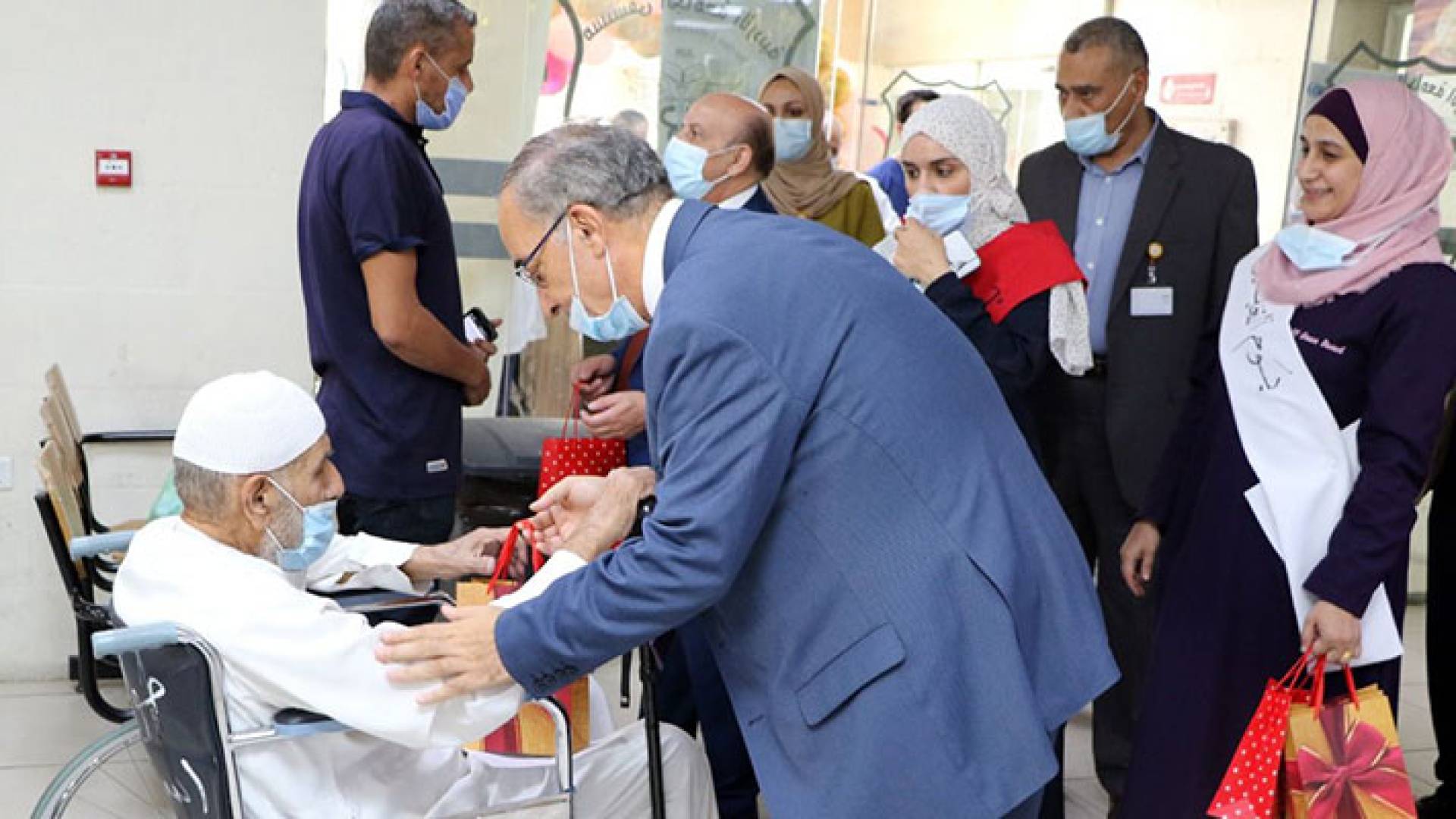 مستشفى الجامعة الأردنيّة يُطلق مبادرات لتحسين الرعاية الصحية في يوم التغيير