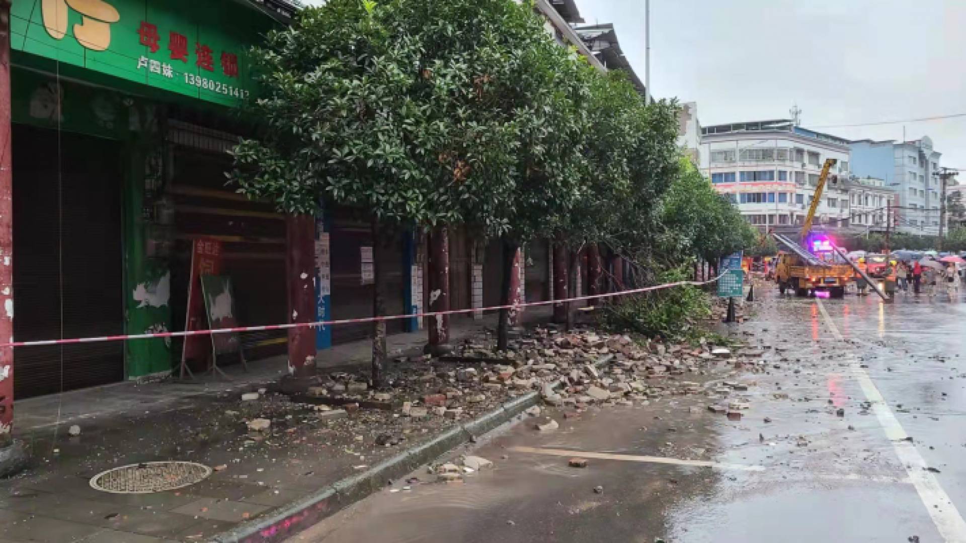 قتلى وعشرات المصابين في زلزال جنوب غربي الصين