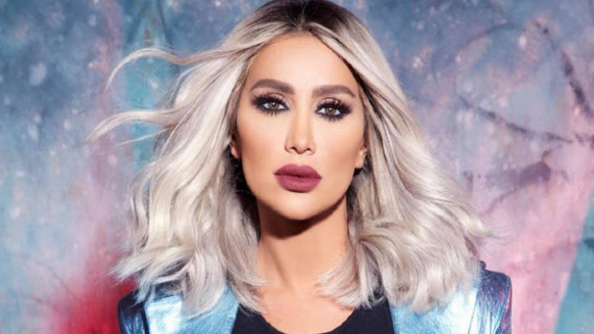 النجمة اللبنانية مايا دياب