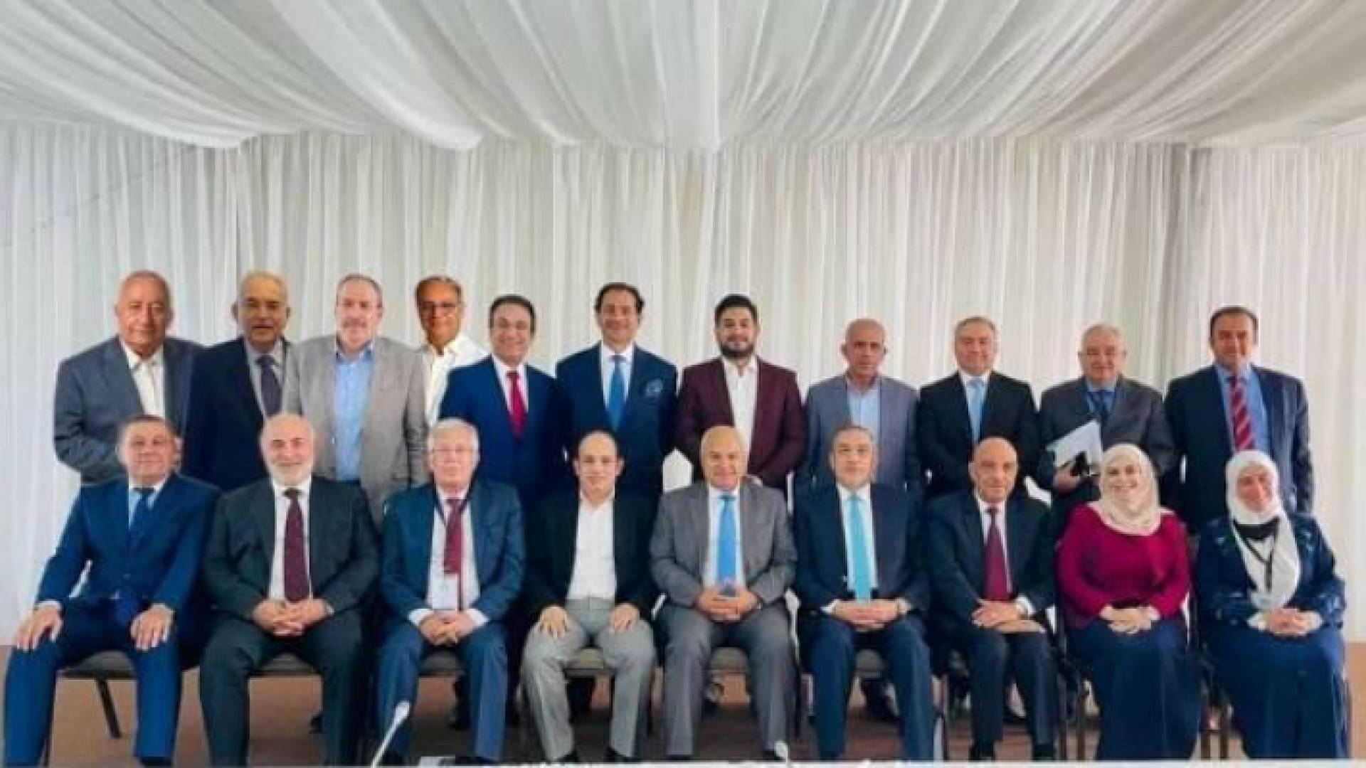 الصورة المتداولة على مواقع التواصل الاجتماعي