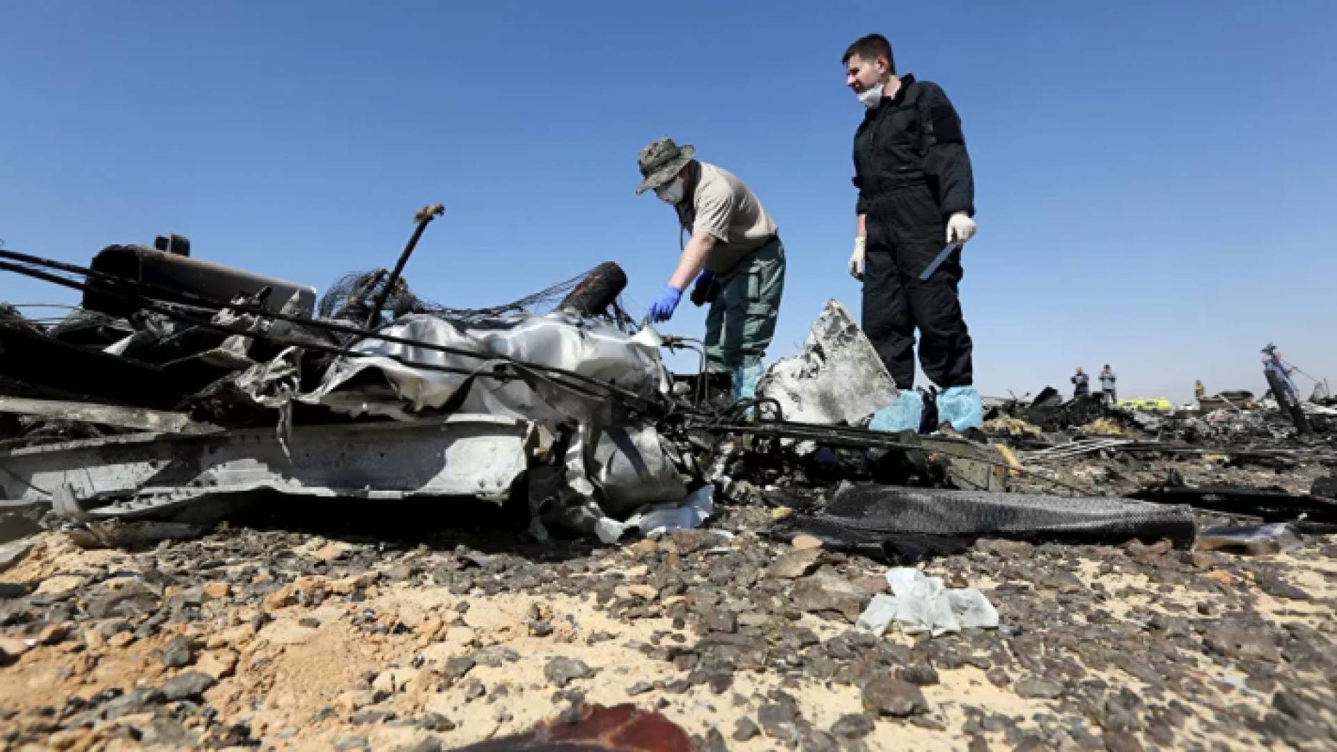 الطائرة المنكوبة فوق صحراء سيناء - أرشيفية