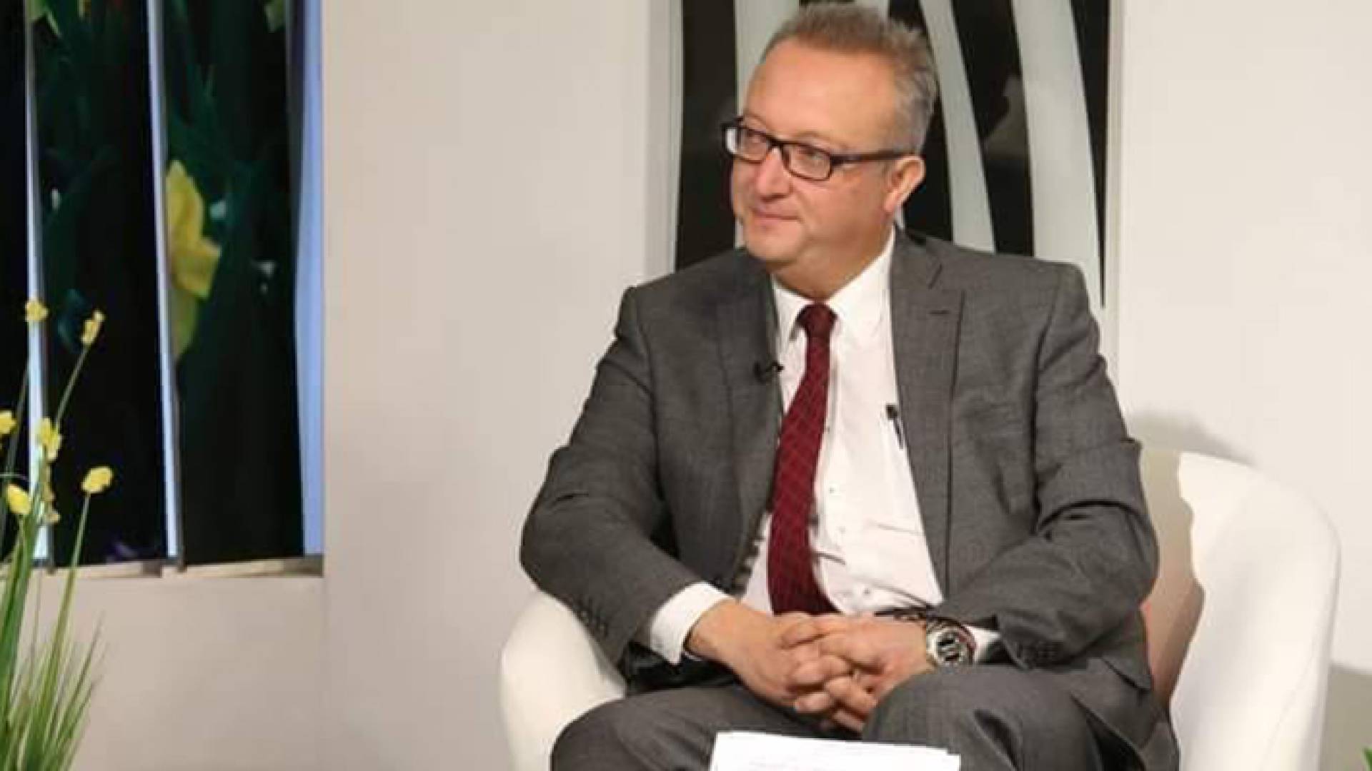 الدكتور إسلام مساد