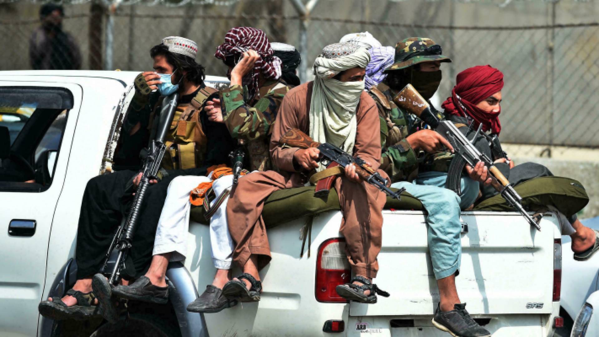 بعد شهر على سيطرتها على كابول طالبان تواجه تحديًا جديدًا