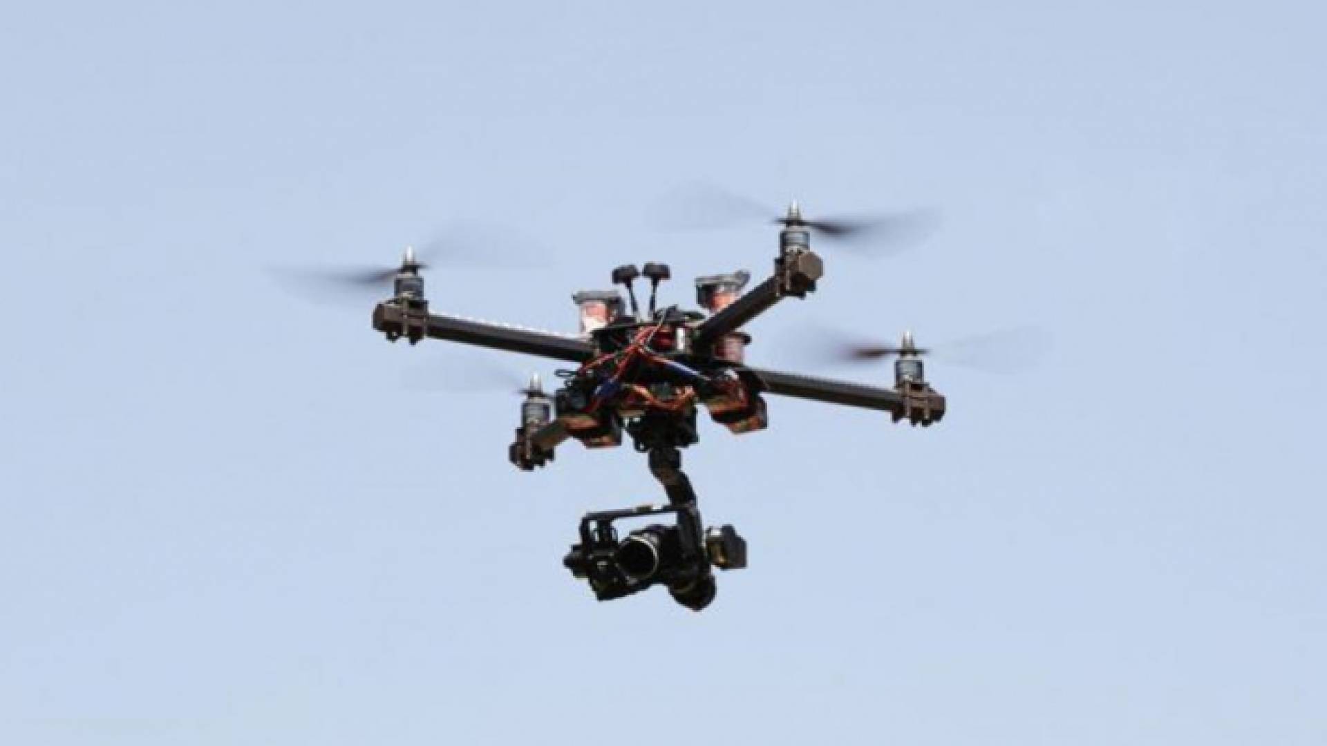 طائرة انتحارية - ارشيفية