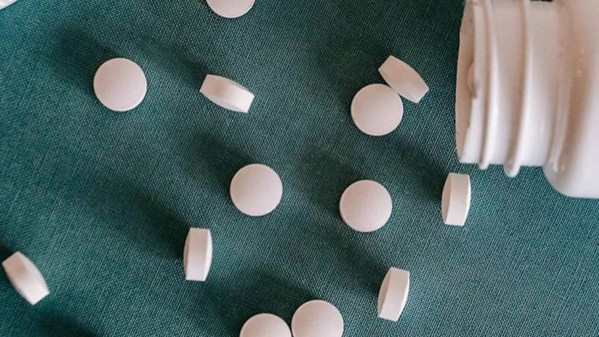 فايزر تختبر حبّة تقي من كورونا