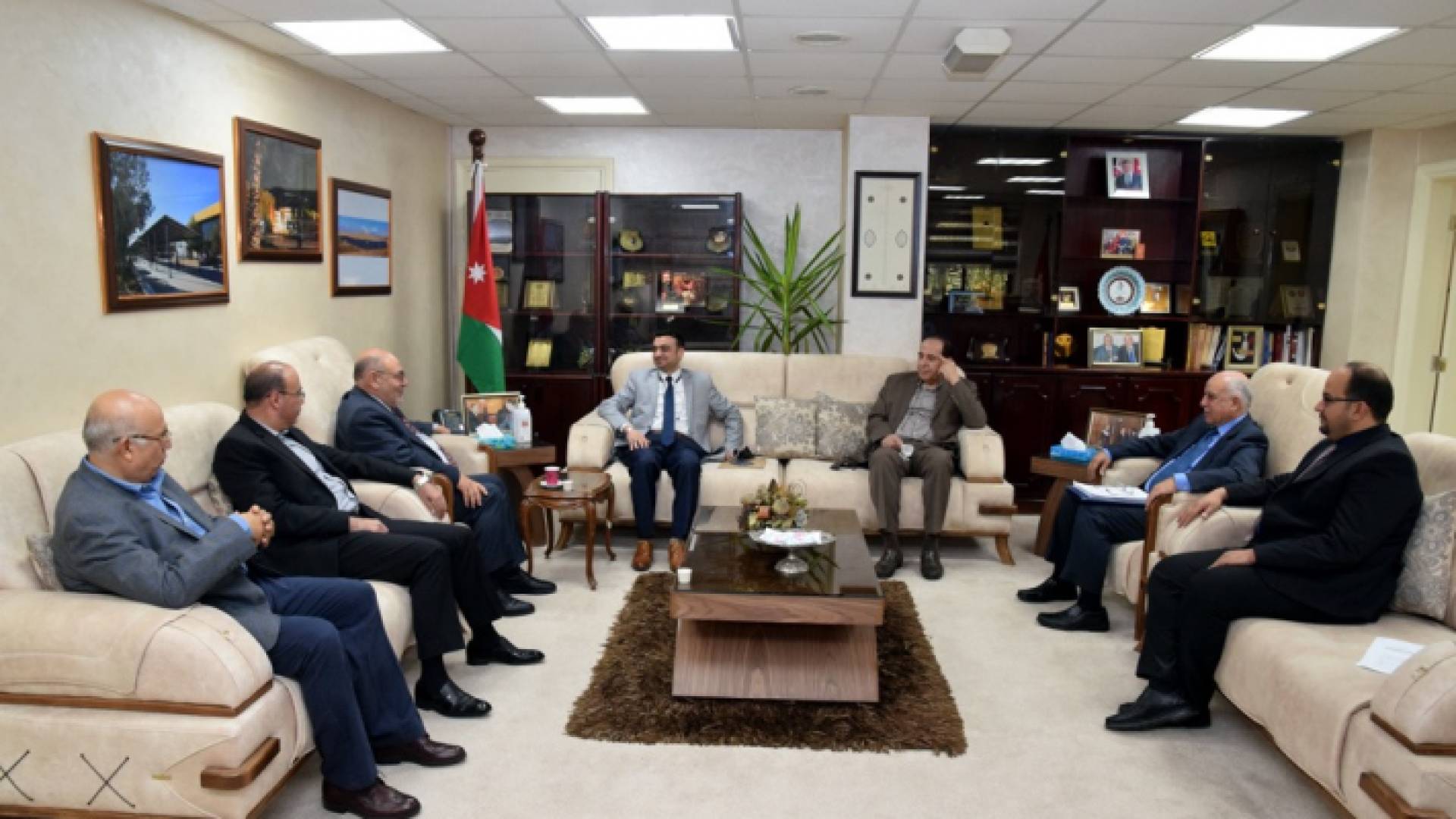 جانب من اللقاء