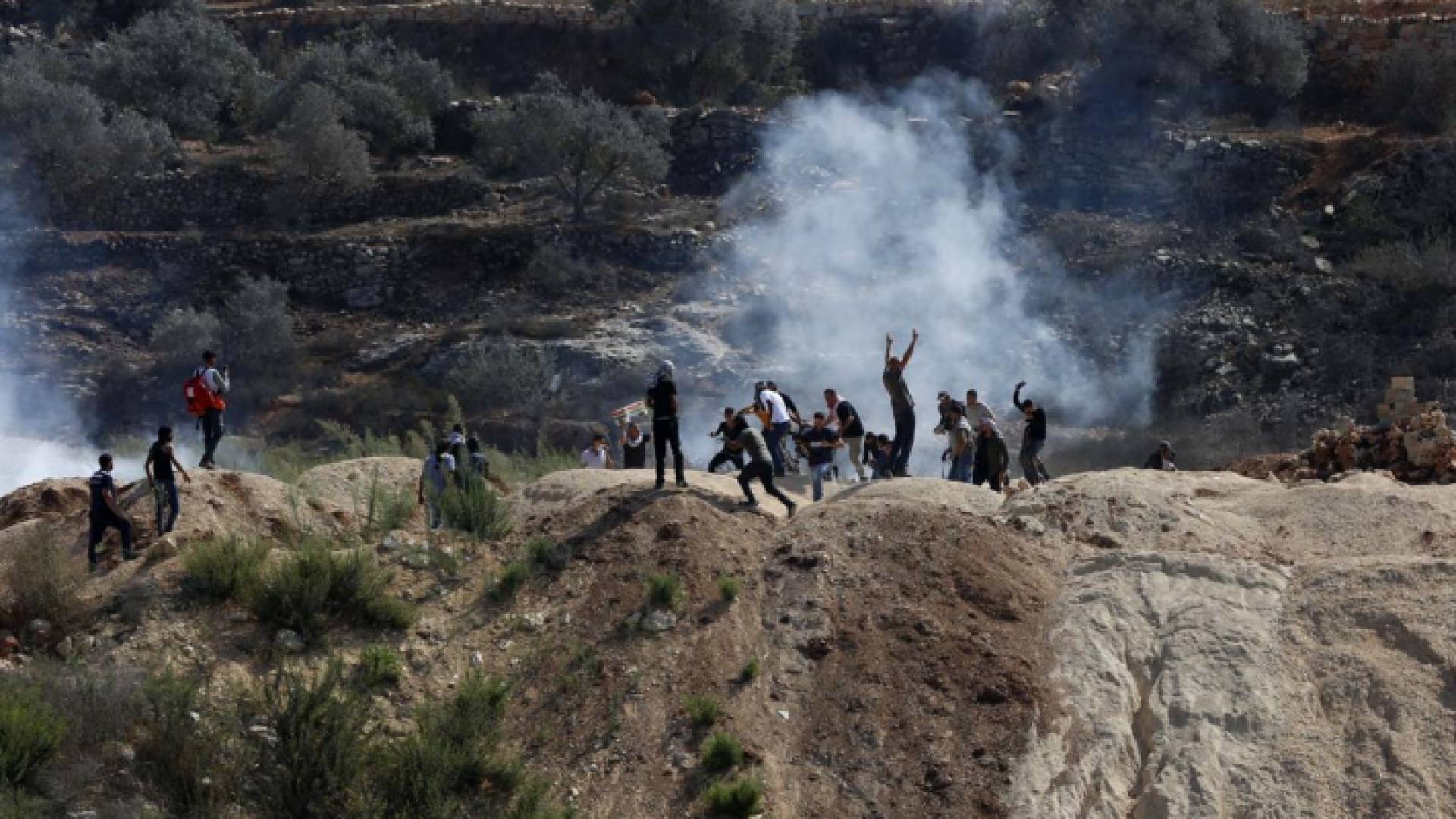 من المواجهات بين الفلسطينيين والاحتلال الإسرائيلي