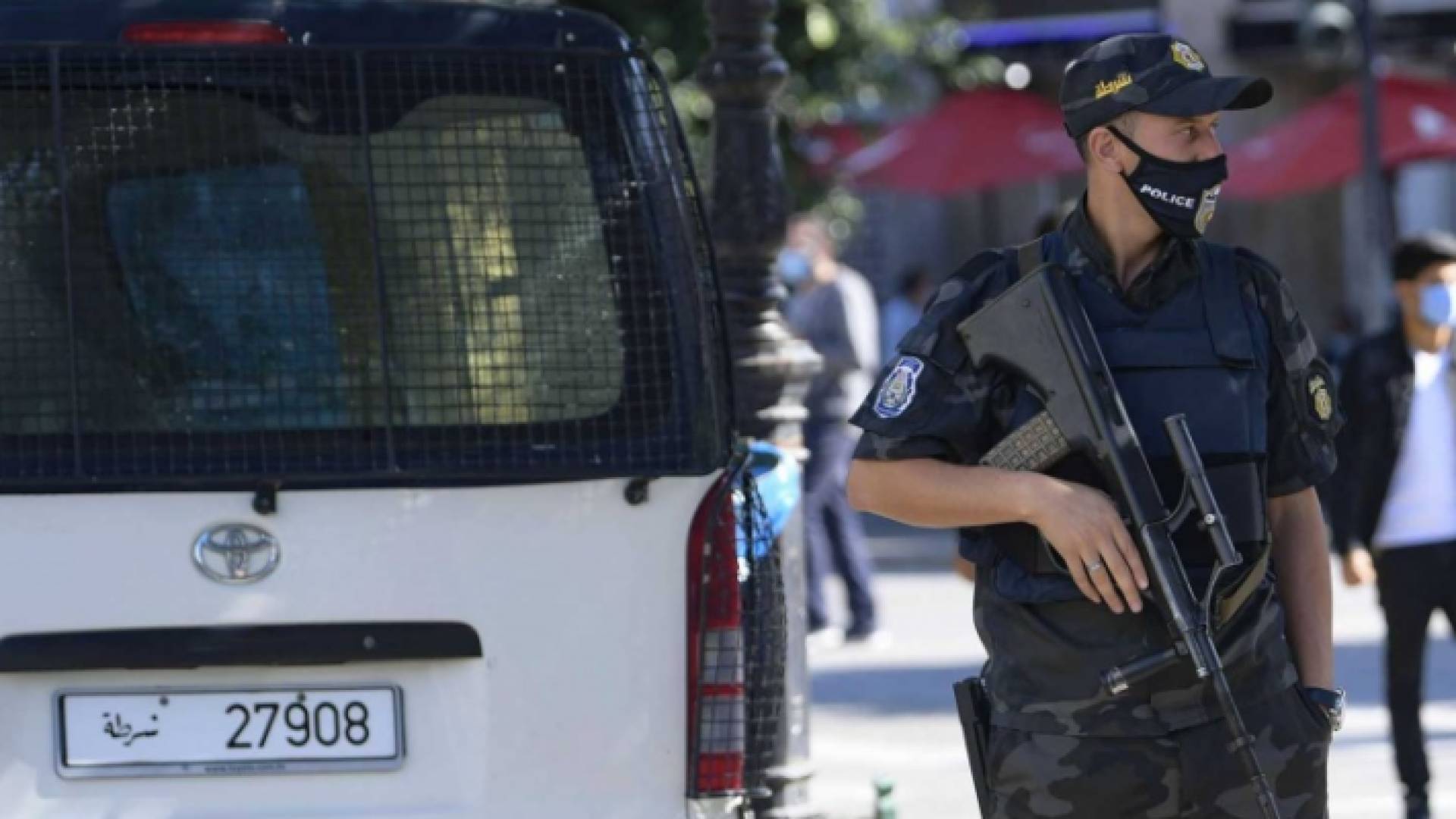 تونس.. القبض على نائب مجمدة أعماله وإعلامي بقناة محلية