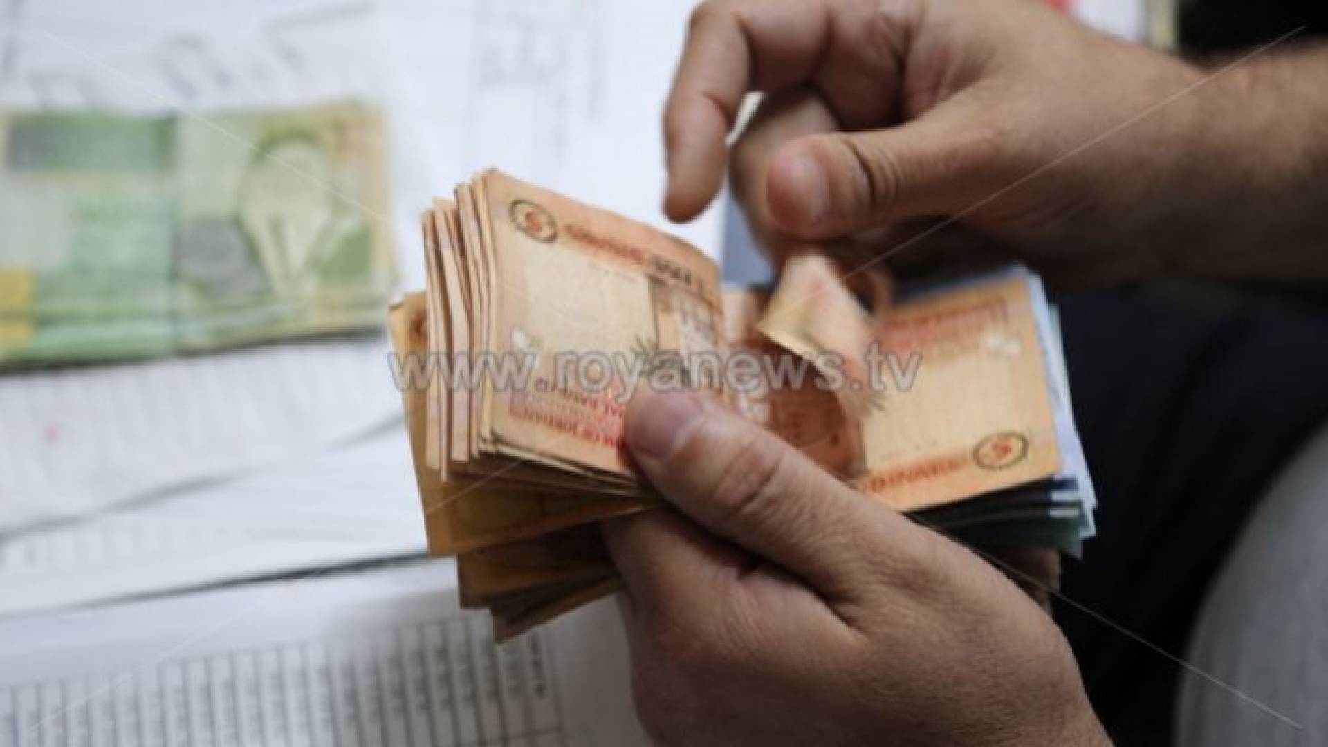 العملة الأردنية - تعبيرية