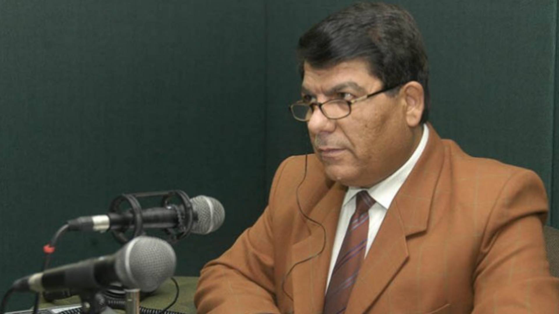 الإعلامي الأردني عصام العمري