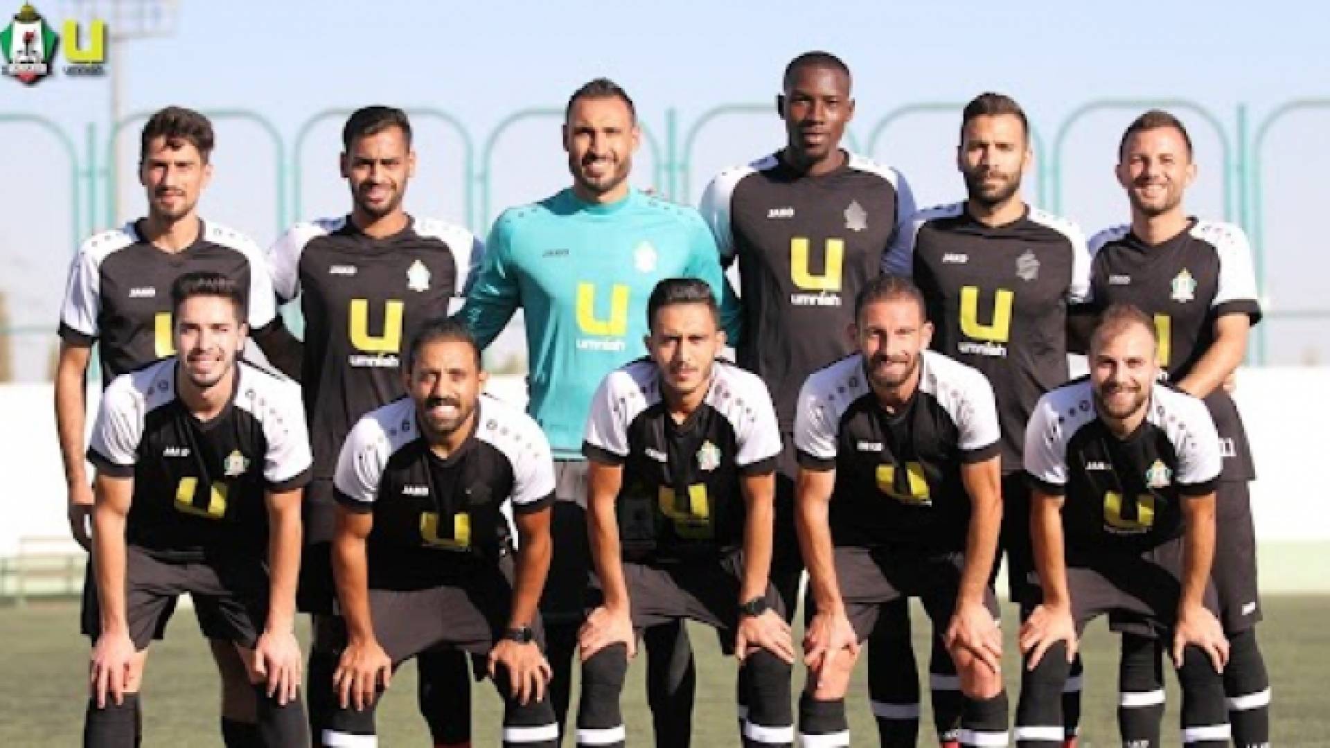 لاعبو نادي الوحدات