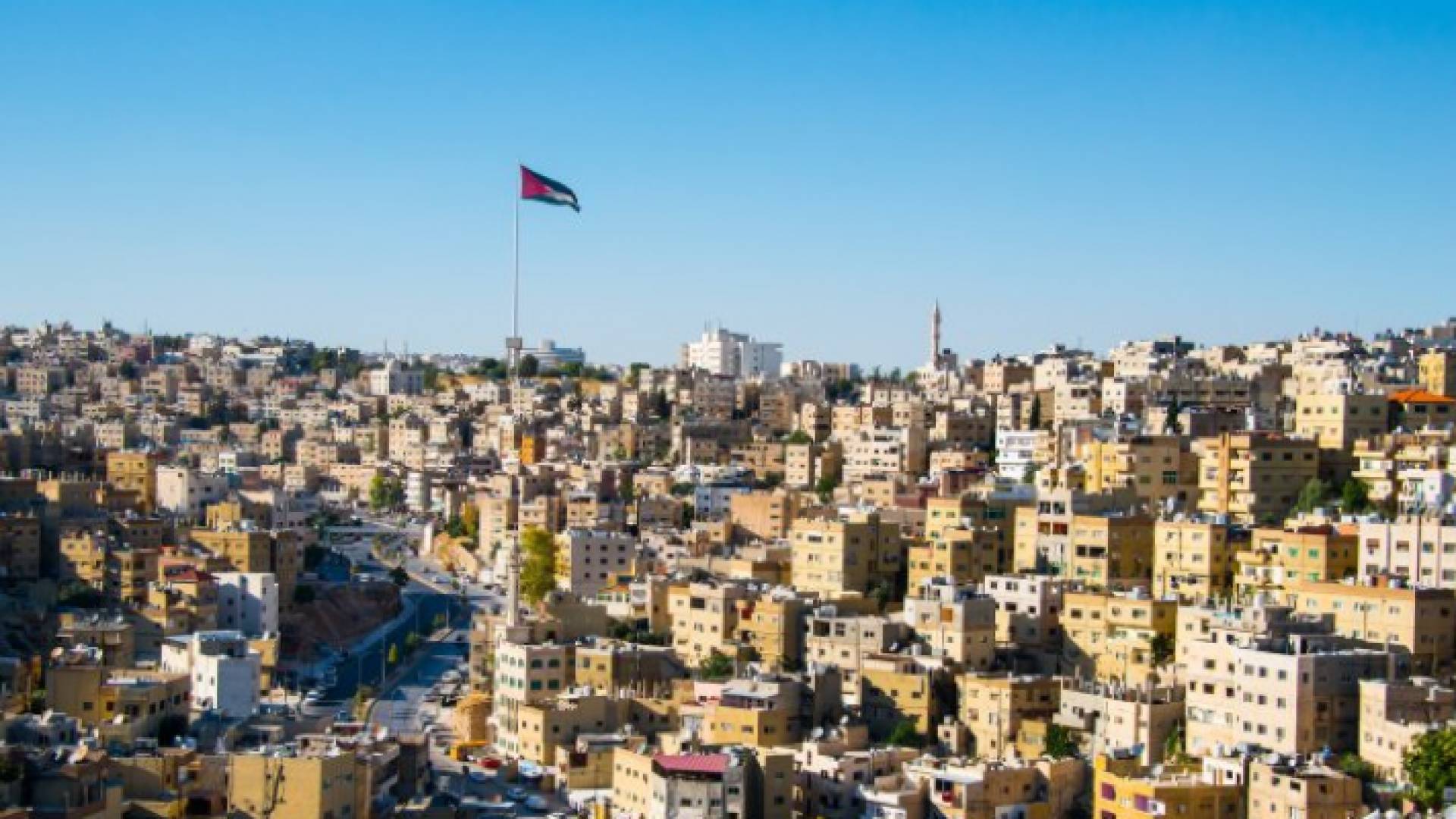 74.6% يؤيدون فرض عقوبات على عدم ارتداء الكمامة - أرشيفية