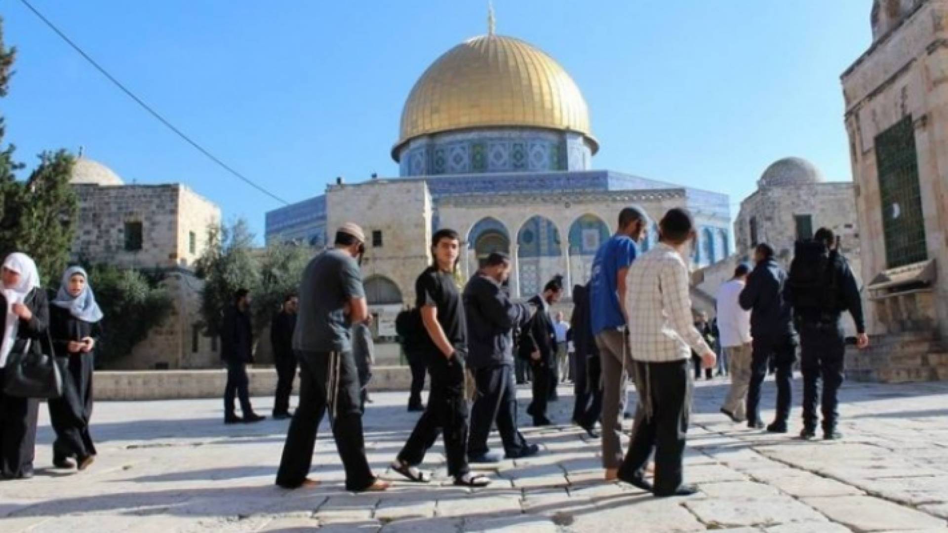 مستوطنون يقتحمون باحات المسجد الأقصى - ارشيفية