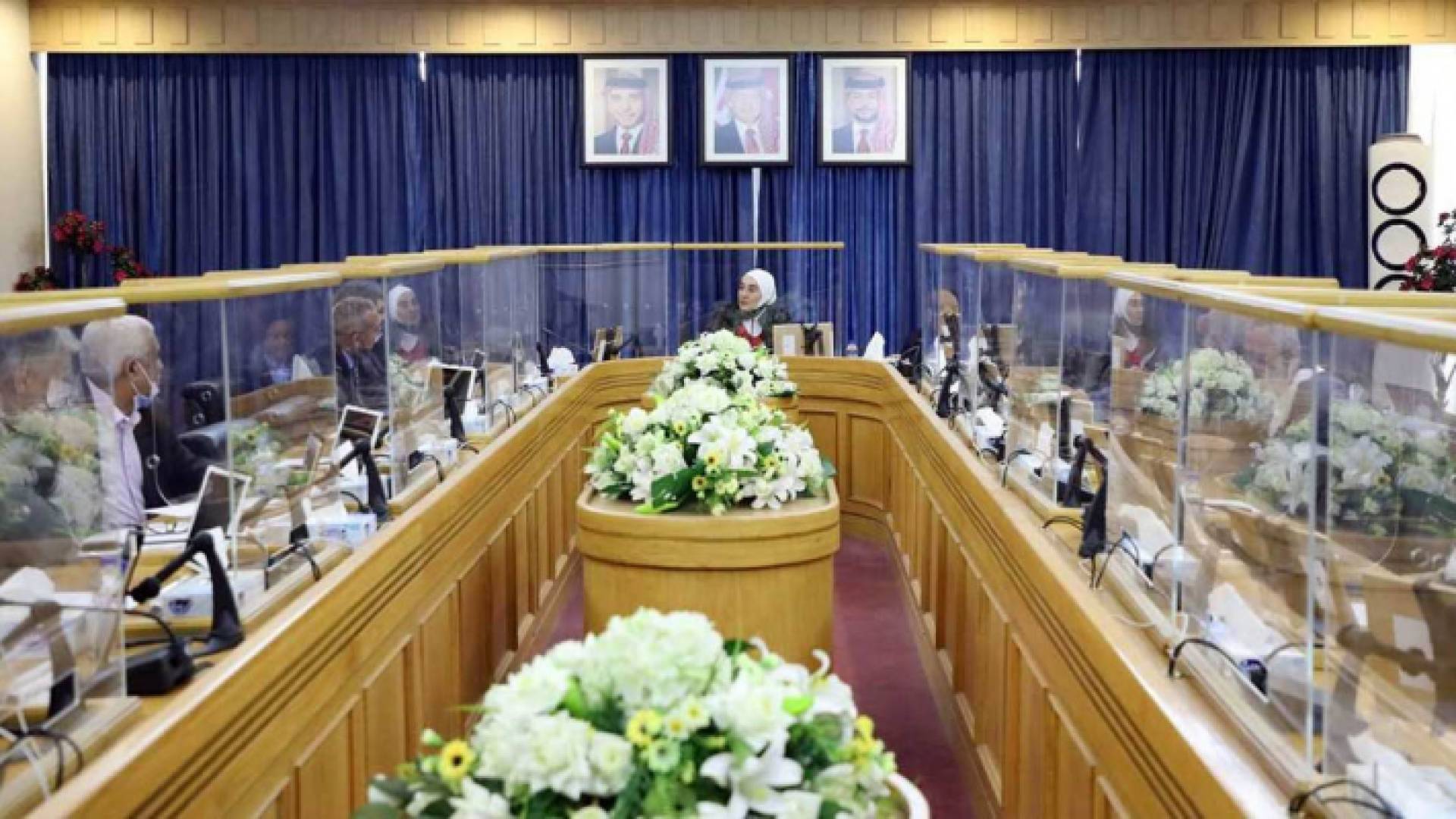 تربوية الأعيان تلتقي عمداء شؤون الطلبة في الجامعات الأردنية