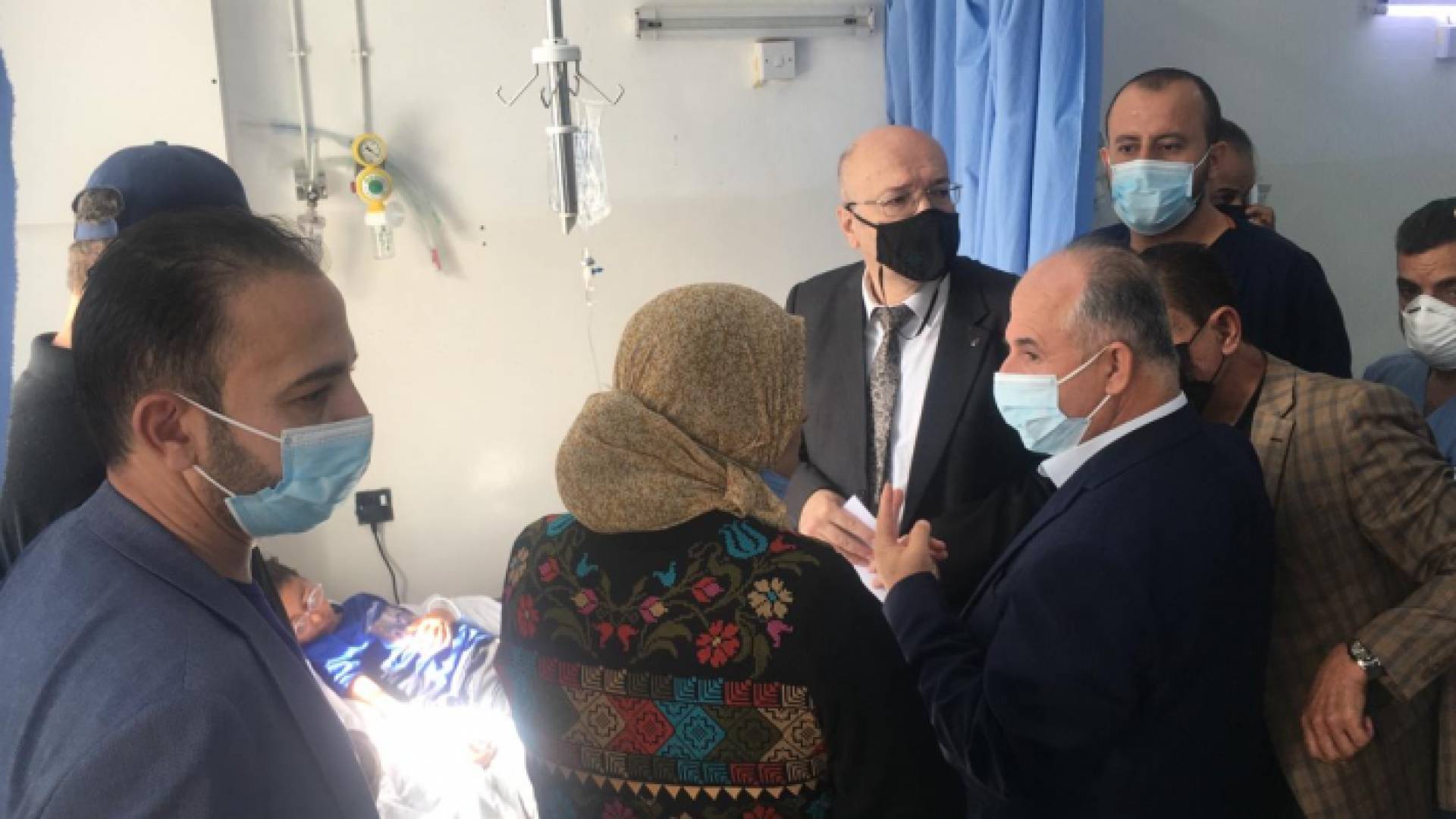"الأزمات" يؤكد متابعته لاجراءات التعامل مع الحالات المرضية في جرش وعجلون