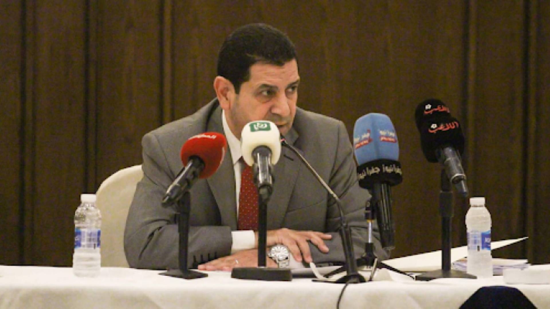 رئيس اللجنة المؤقتة للنادي الفيصلي سالم أبو قاعود