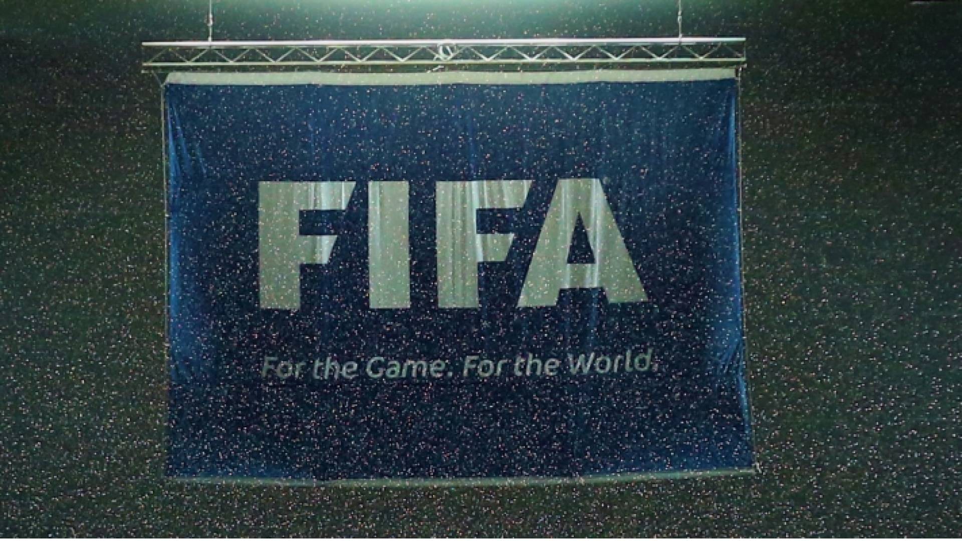 شعار الاتحاد الدولي لكرة القدم "فيفا"