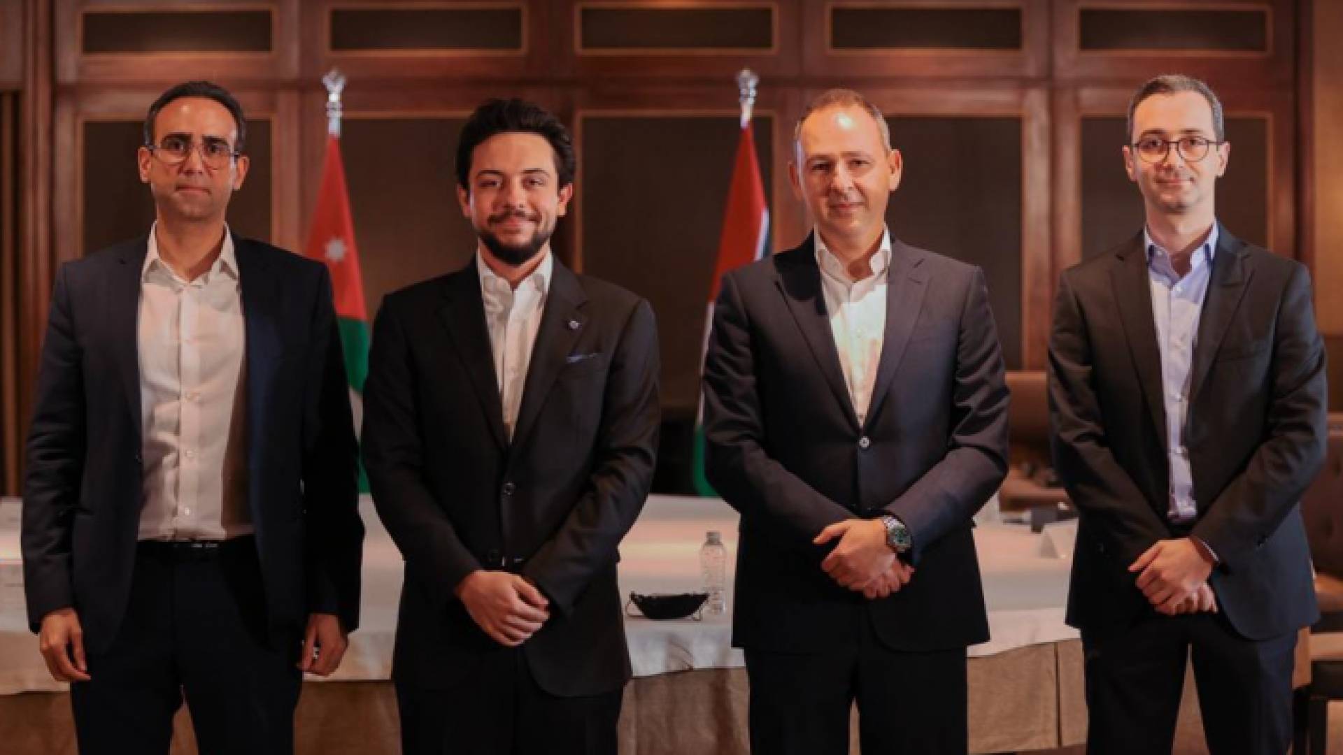 ولي العهد يلتقي مؤسسي تطبيق "جواكر"