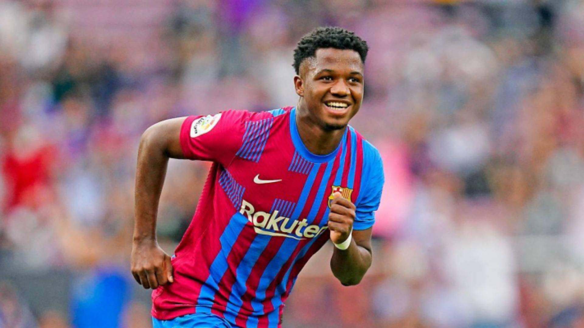 أنسو فاتي مهاجم برشلونة الواعد