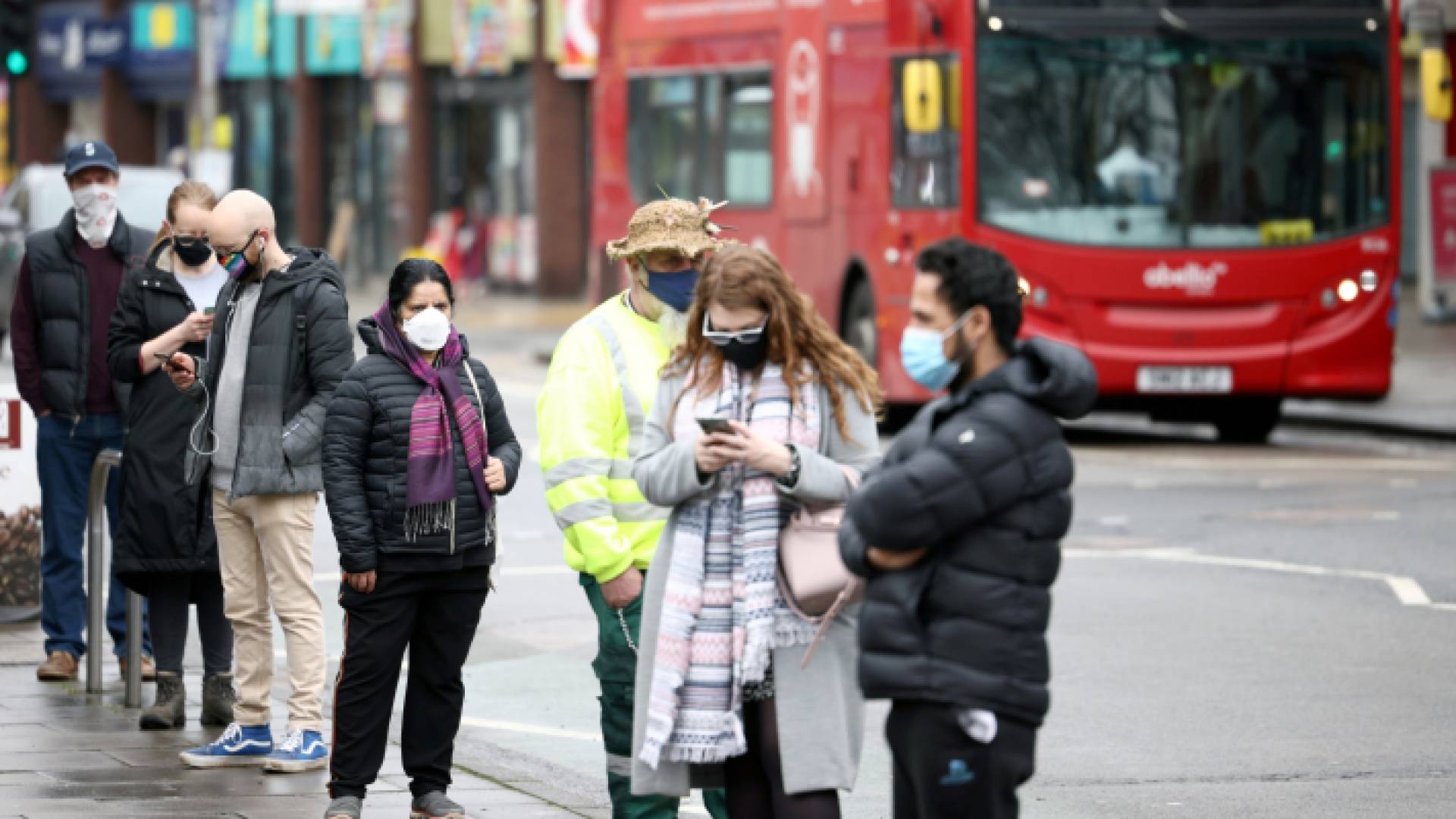 سجلت أكثر من 50 ألف إصابة جديدة بكورونا للمرة الأولى منذ تموز