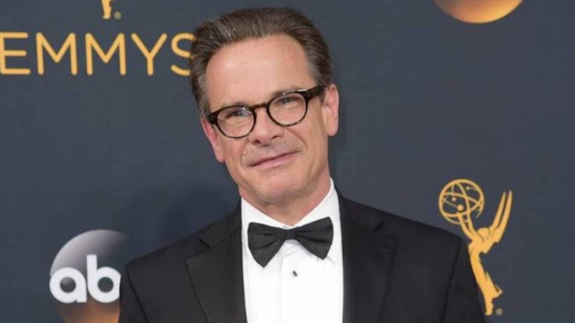 الممثل الأمريكي بيتر سكولاري