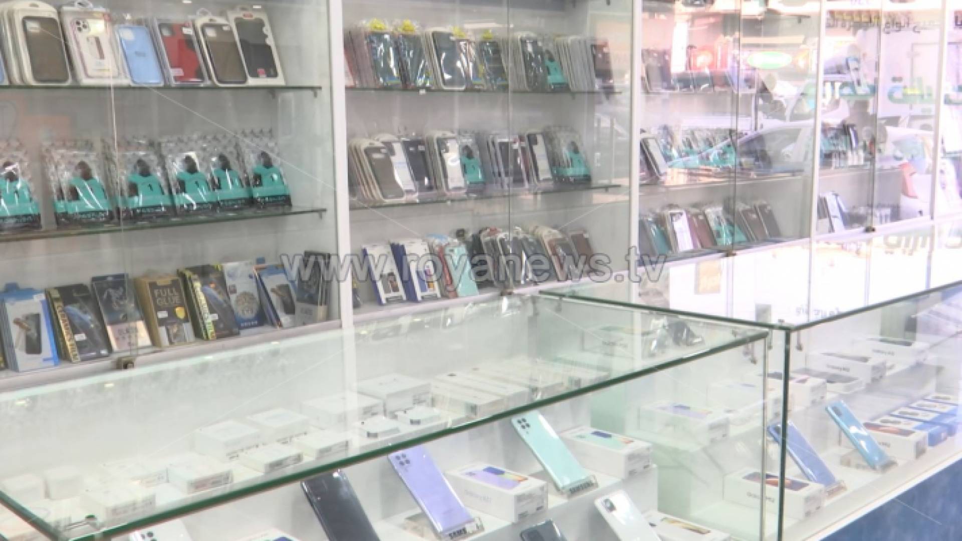 أحد محال بيع الأجهزة الخلوية