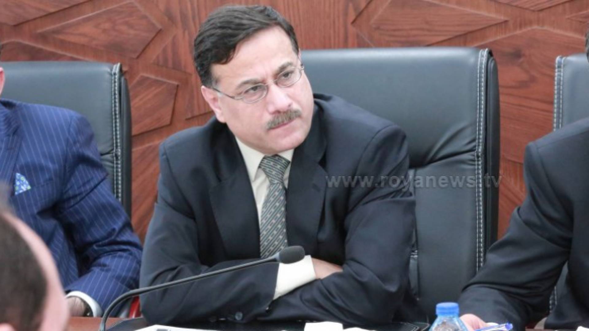 وزير المالية السابق الدكتور عز الدين كناكرية