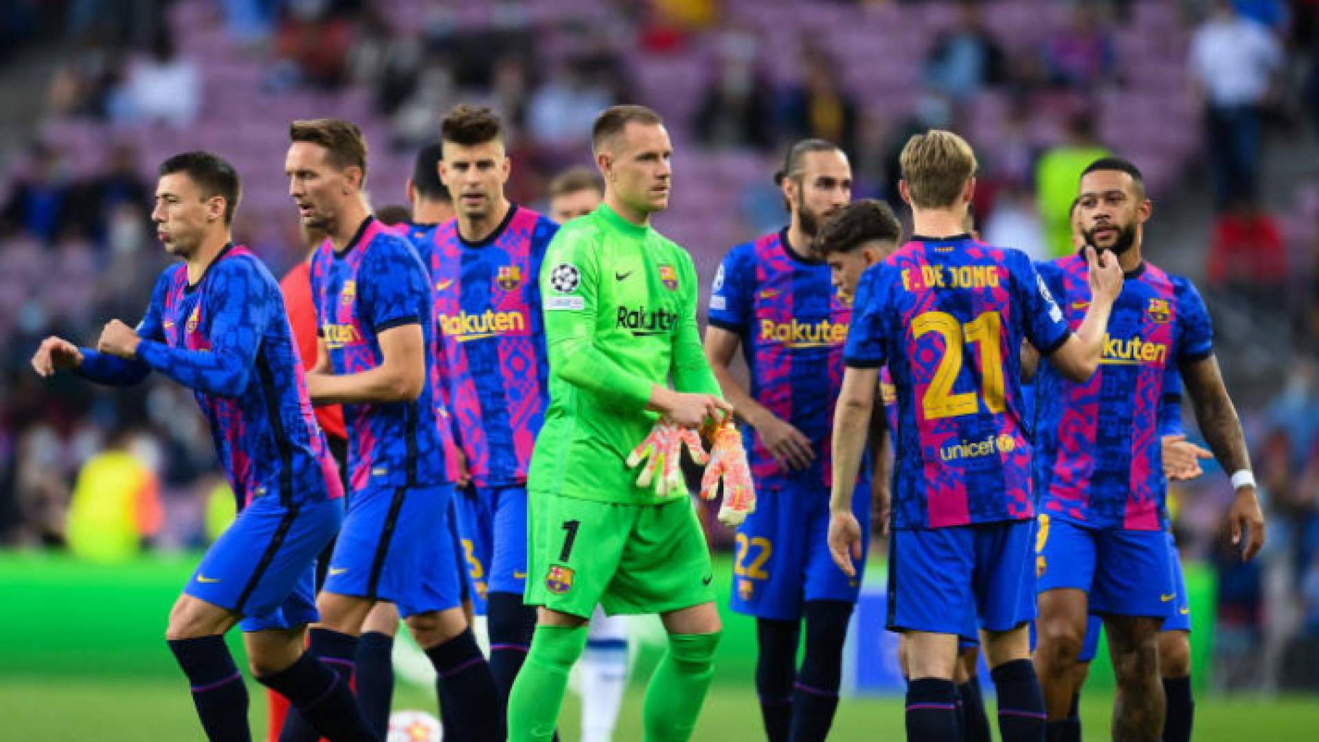 لاعبو برشلونة