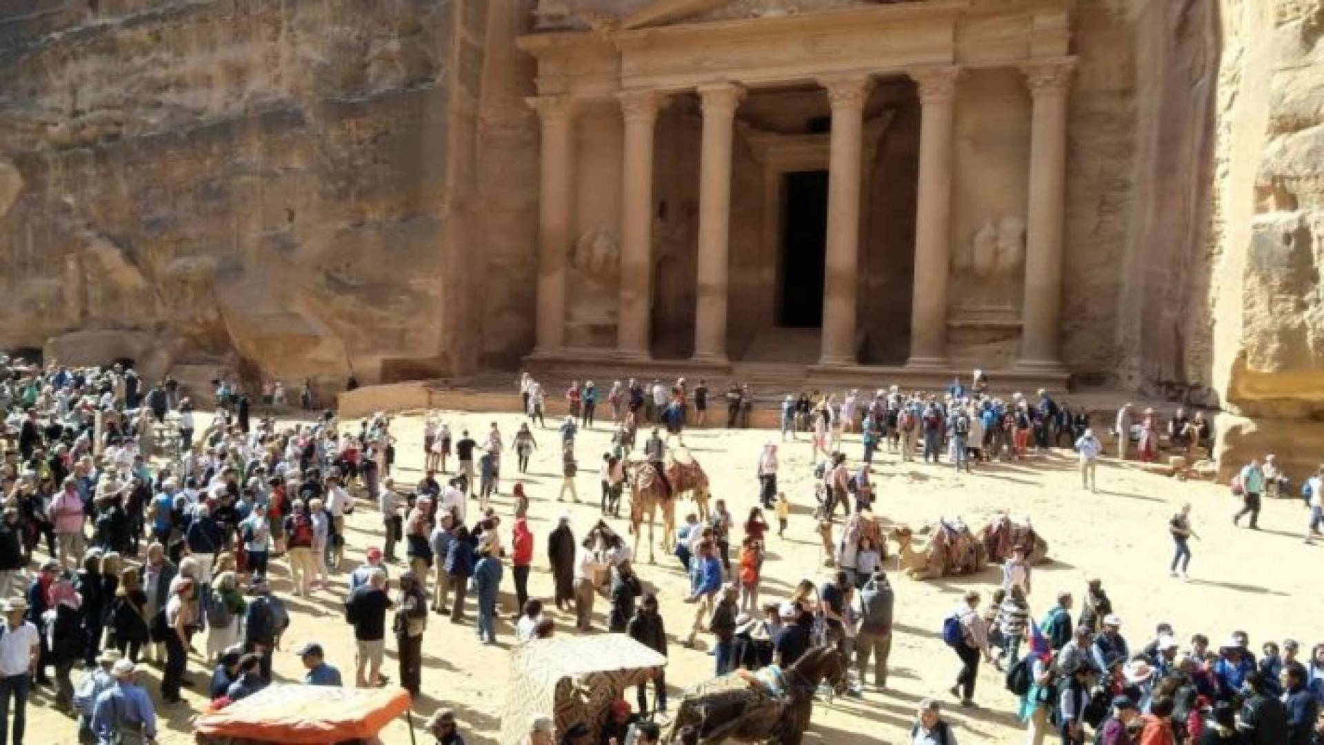 1.2 مليار دينار دخل الأردن السياحي حتى نهاية أيلول