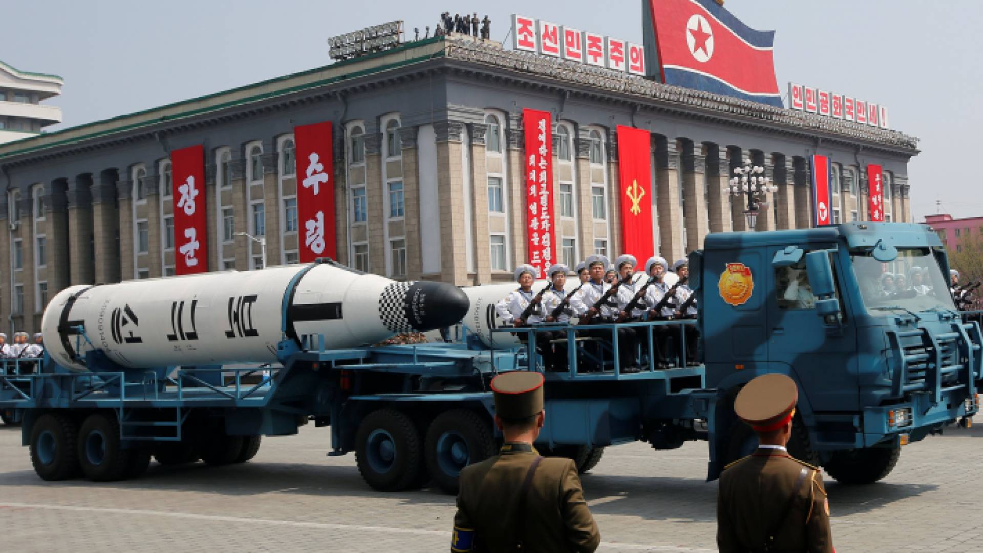 عقب إعلان كوريا الشمالية أنها اختبرت الثلاثاء بنجاح صاروخا بالستيا "من طراز جديد"