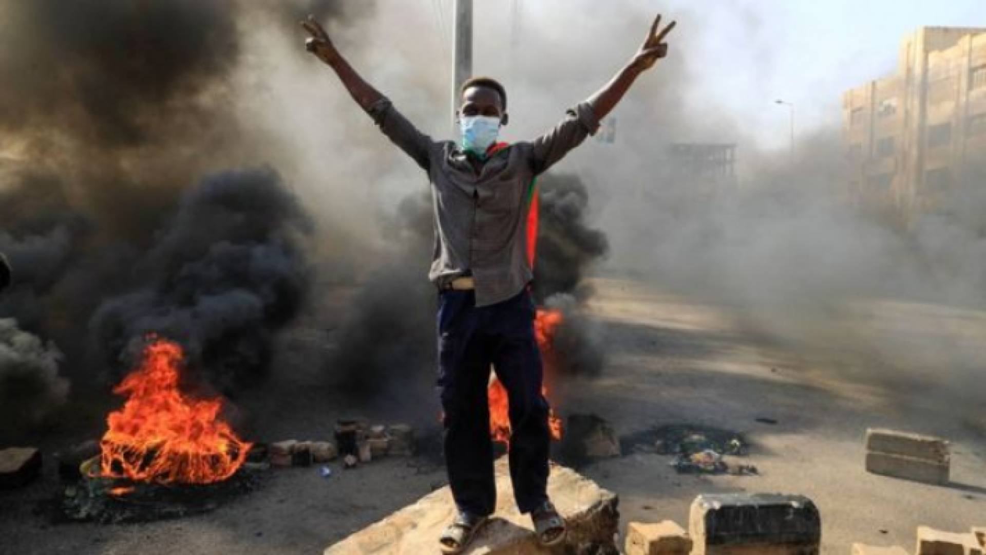 "رايتس ووتش": الانقلاب العسكري ضربة لآمال السوادنيين