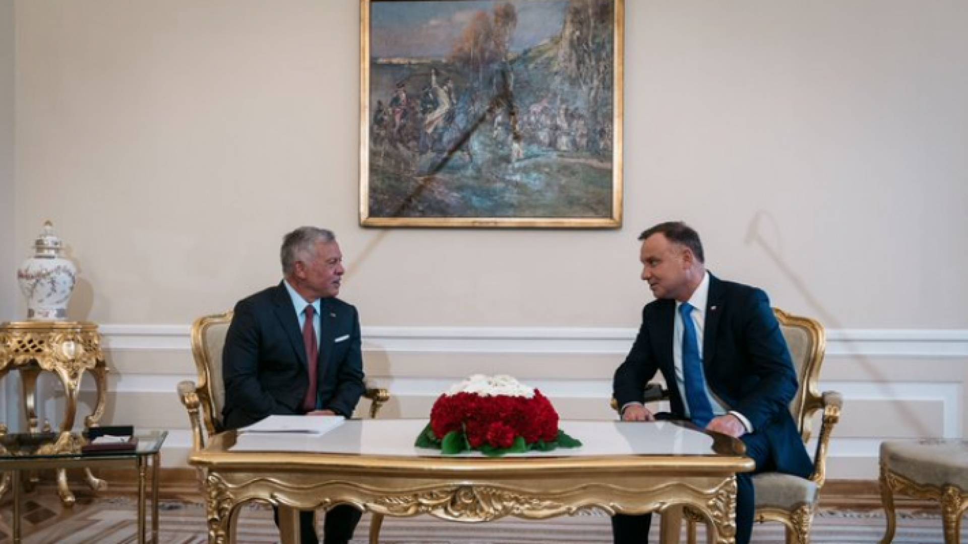 لقاء ثنائي بين الملك والرئيس البولندي