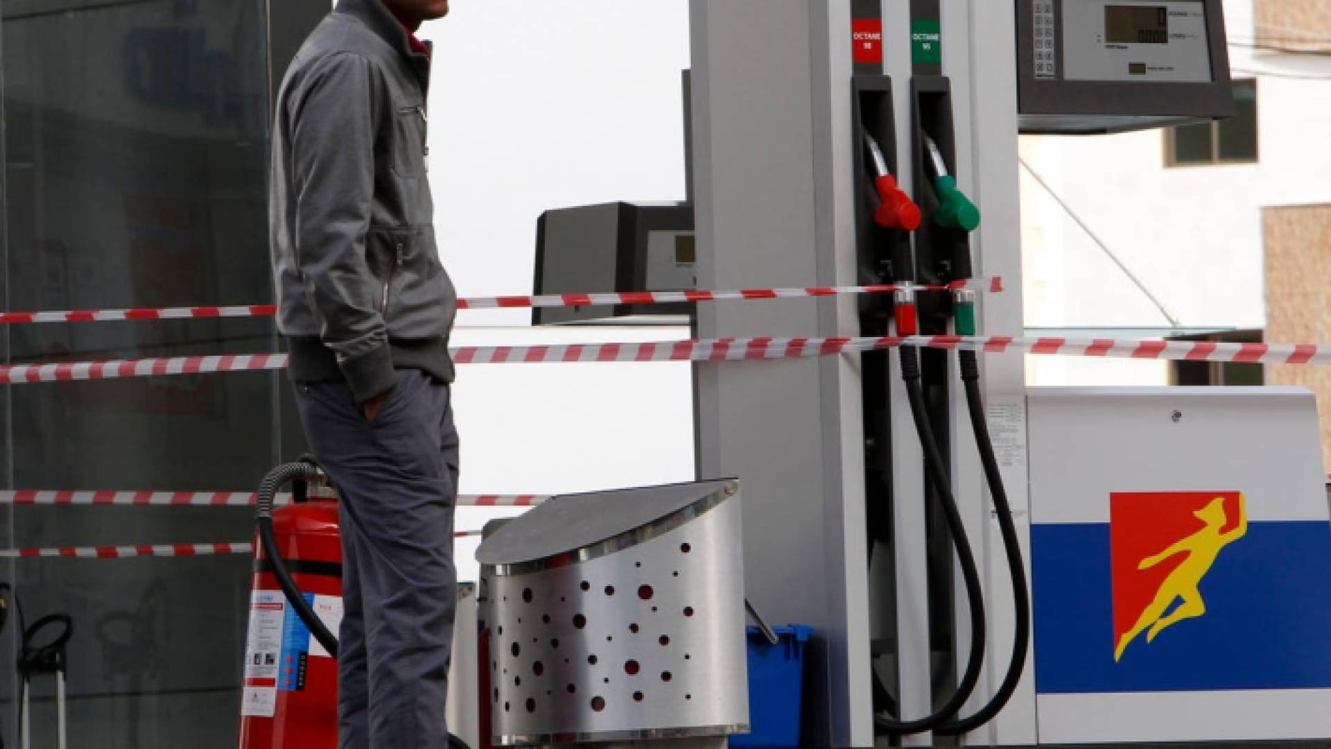 خلل فني يوقف معظم محطات الوقود في إيران