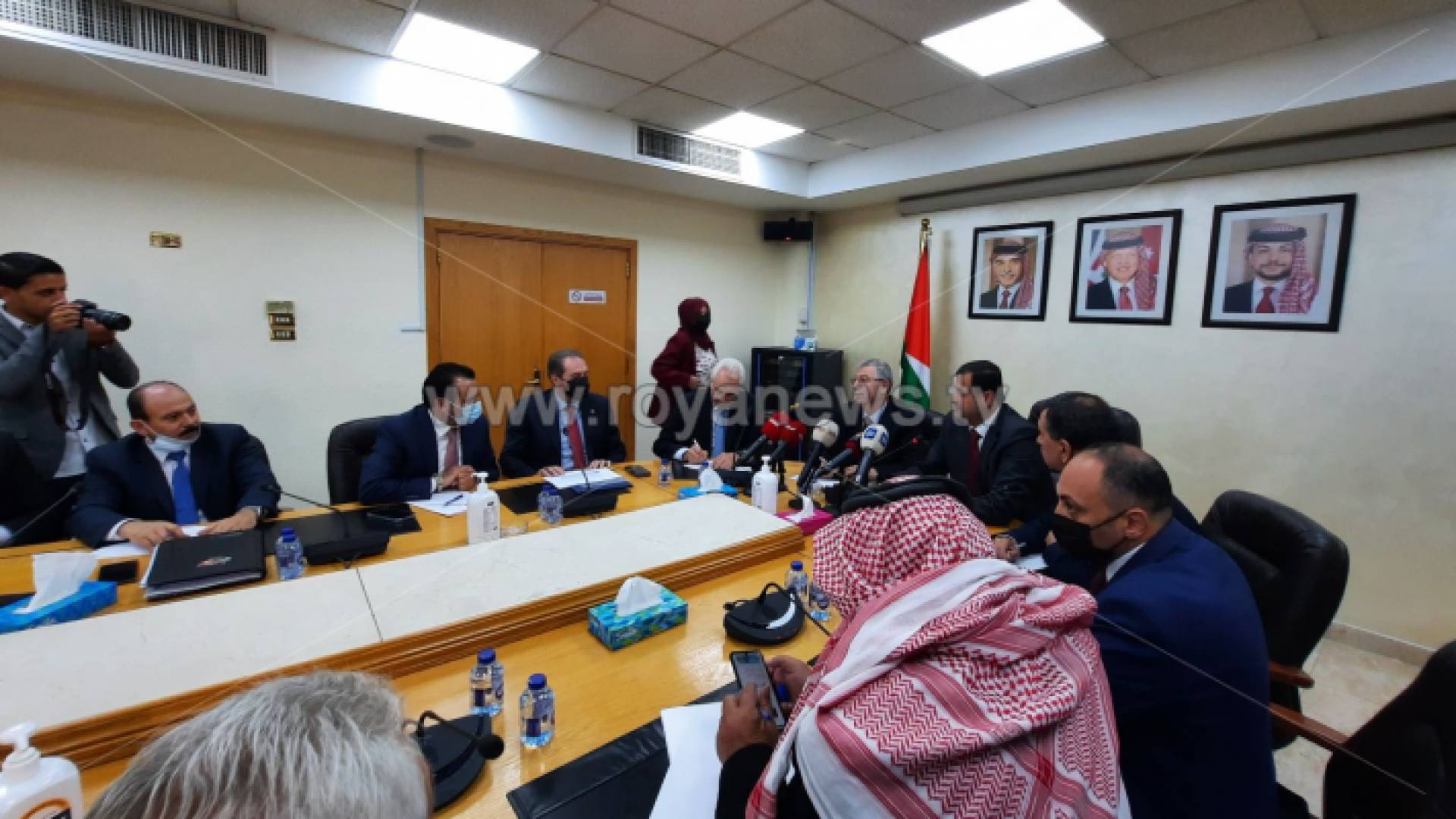 من الاجتماع