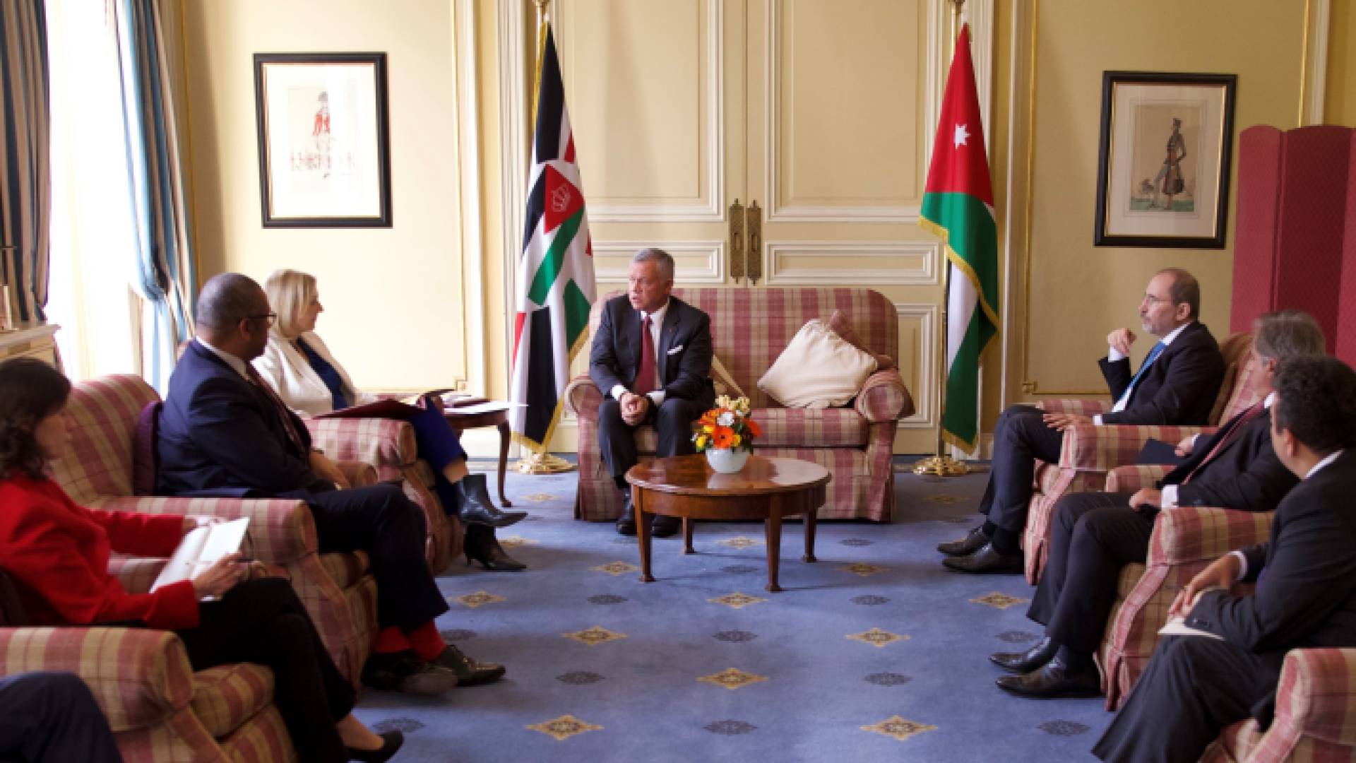 خلال لقاء جلالة الملك بوزيرة الخارجية في المملكة المتحدة إليزابيث تروس